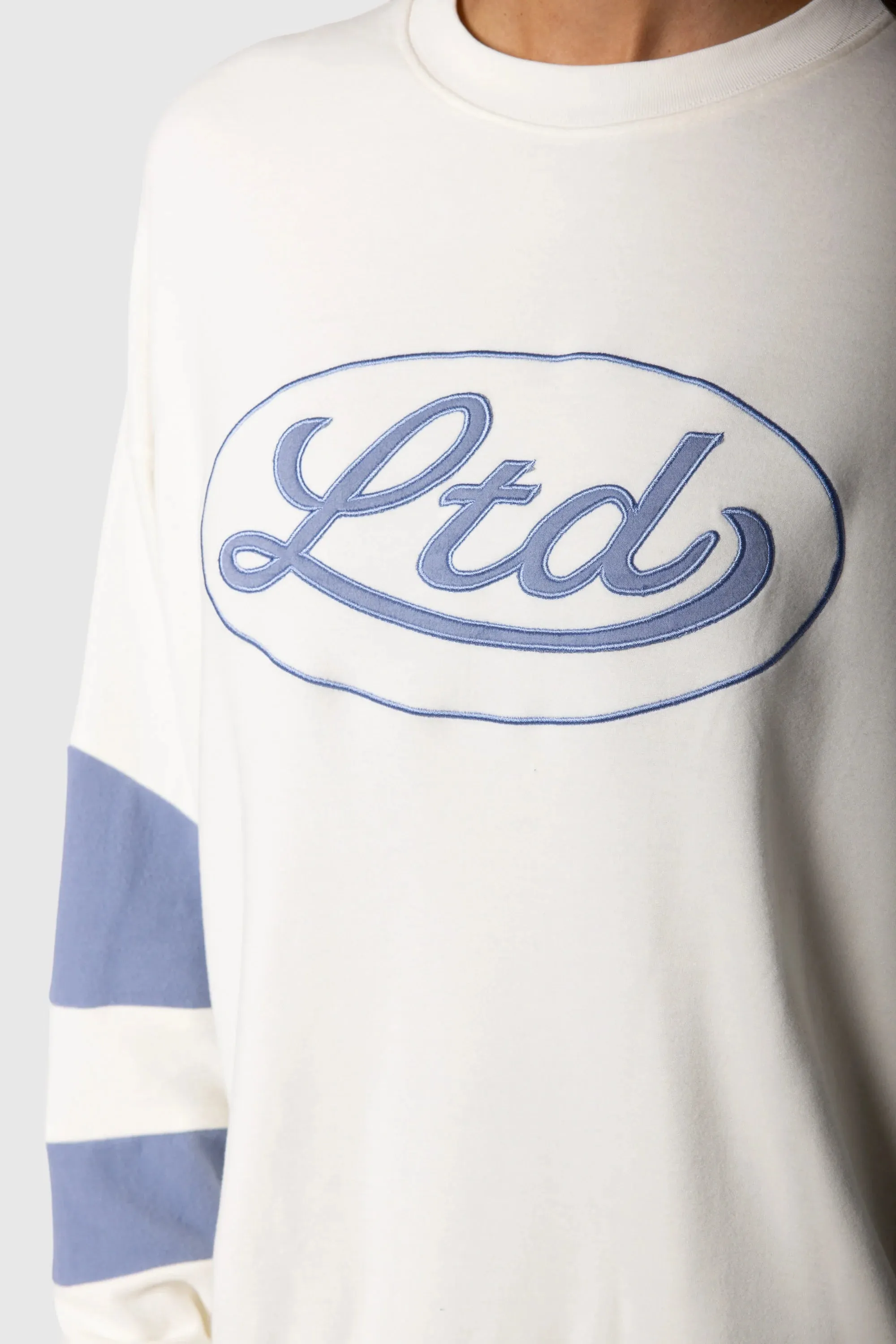 Seasonal Outfit Moisture wicking Plush Long Sleeve