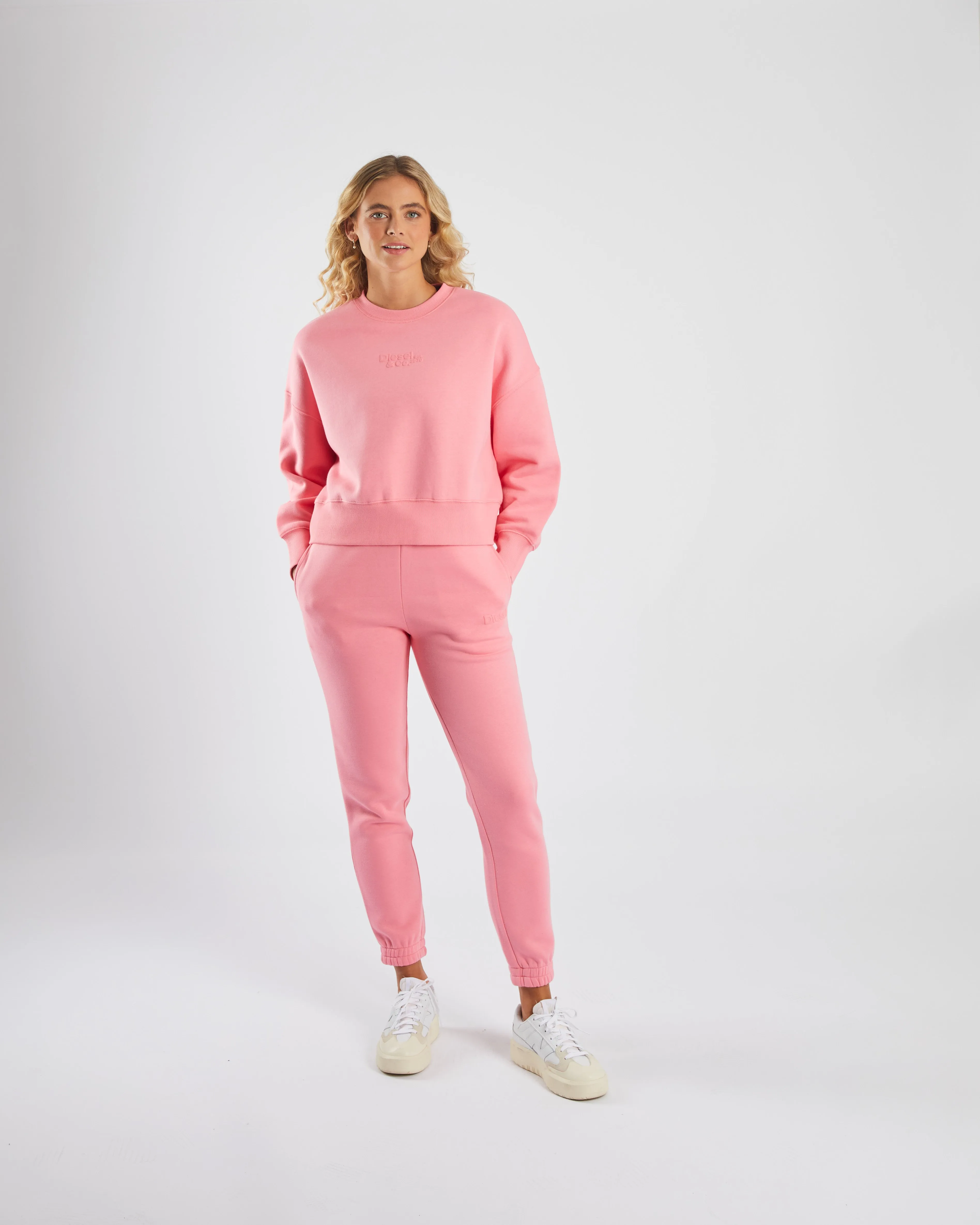Halo Glow Annora Jogger Pink Blush