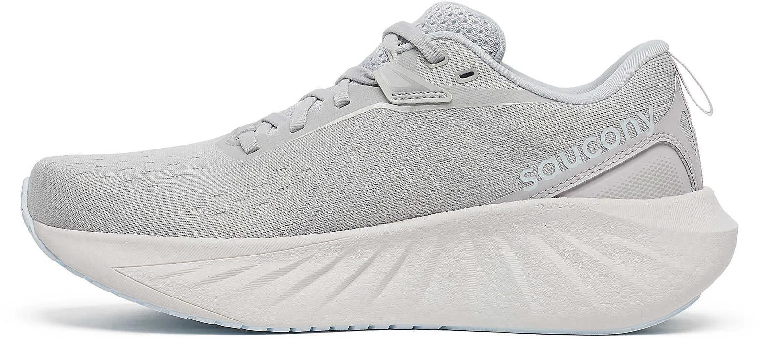 Saucony Triumph 22 Womens Running Shoes - Grey running in a swimming pool area shoes