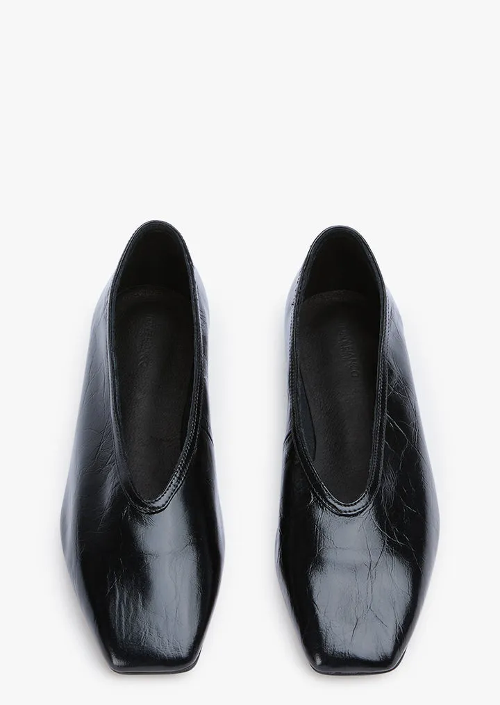 Bianca Black Crinkle Beer Glow