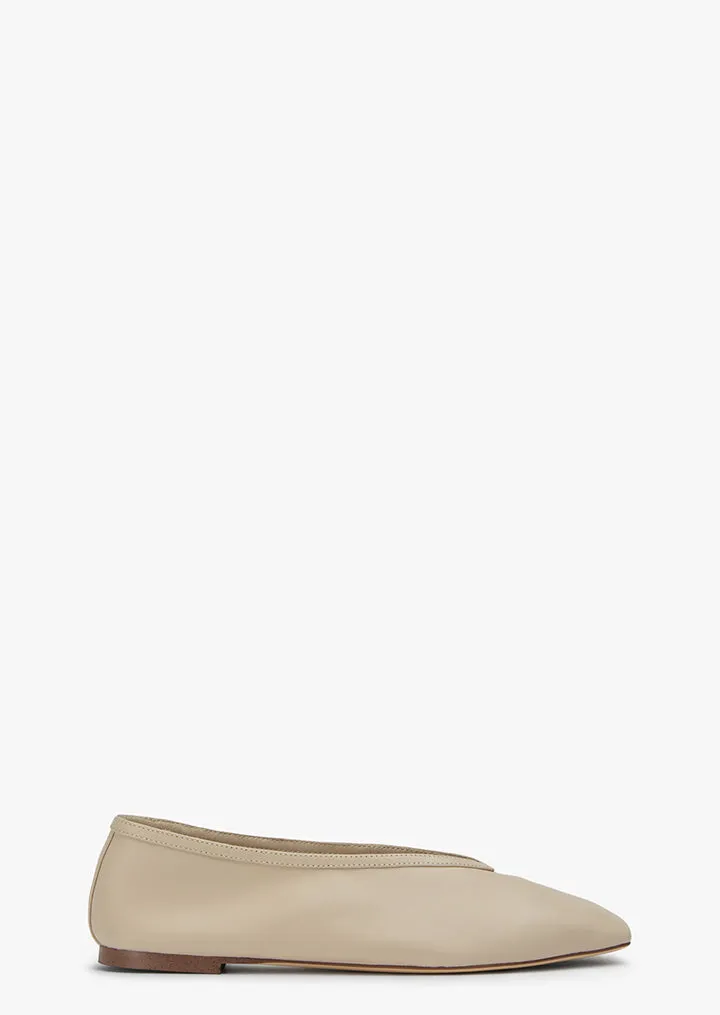 Bianca Vanilla Nappa Elegant Slip-ons Guest Mood