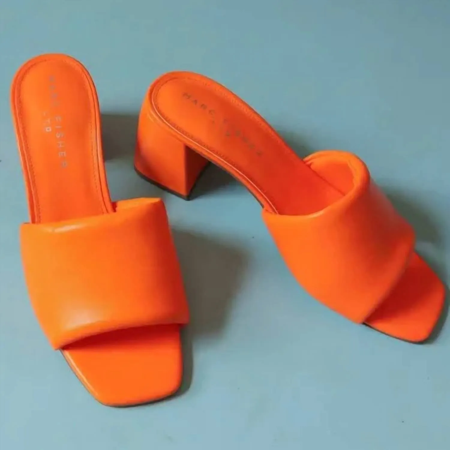 Casual High Heel Shoes Smooth Surface Nombra Block Heel Sandal In Orange