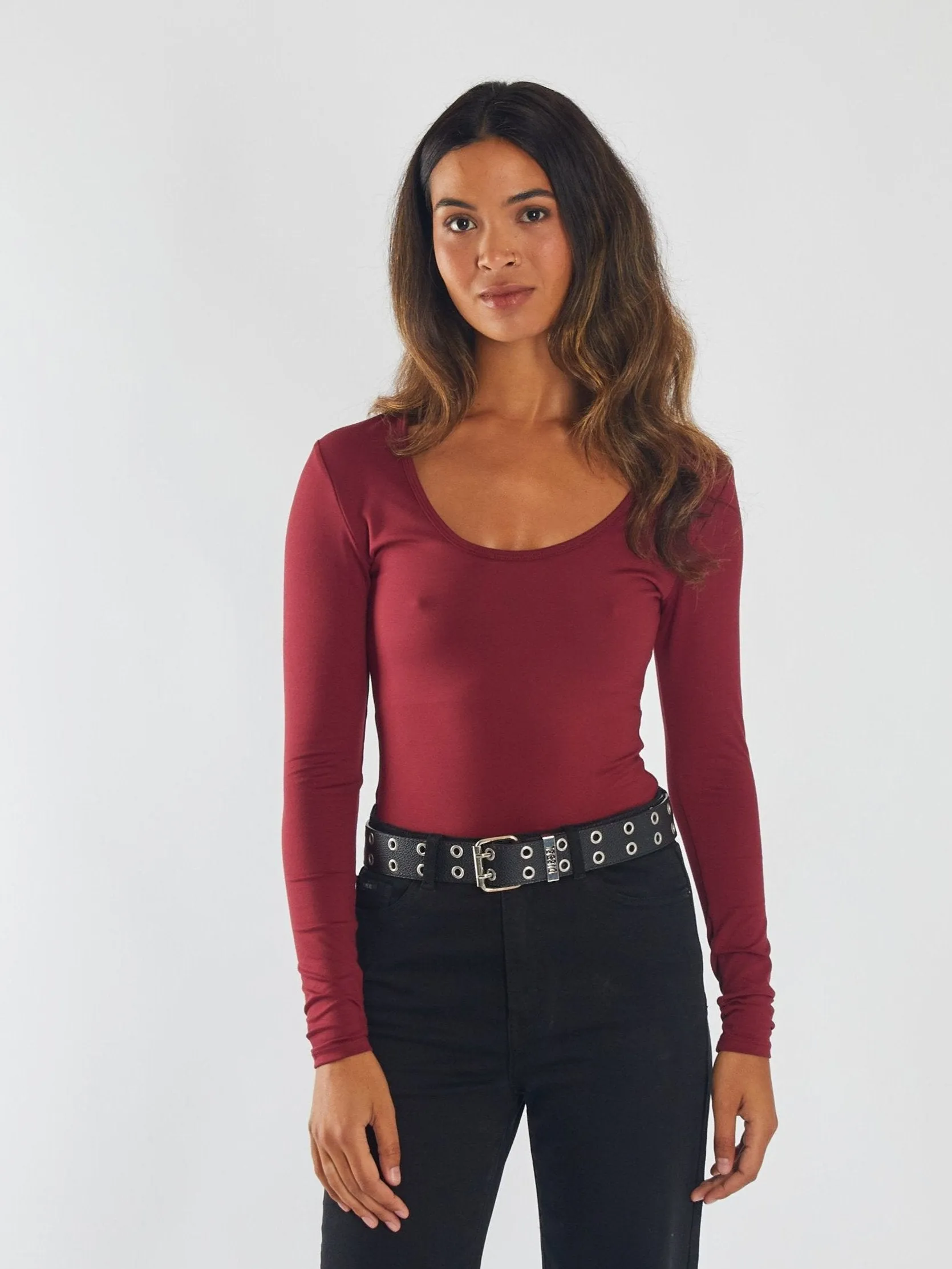 Brianne Bodysuit Cherry Lacquer Elastic cuffs QuickDryDesign