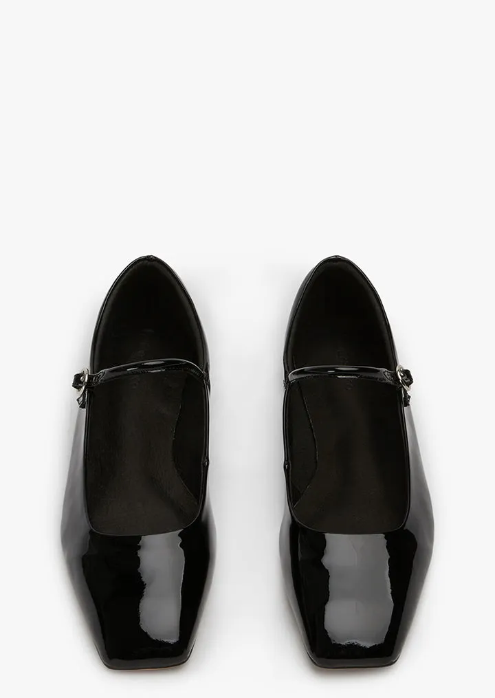 Bambi Black Patent Elegant Comfort