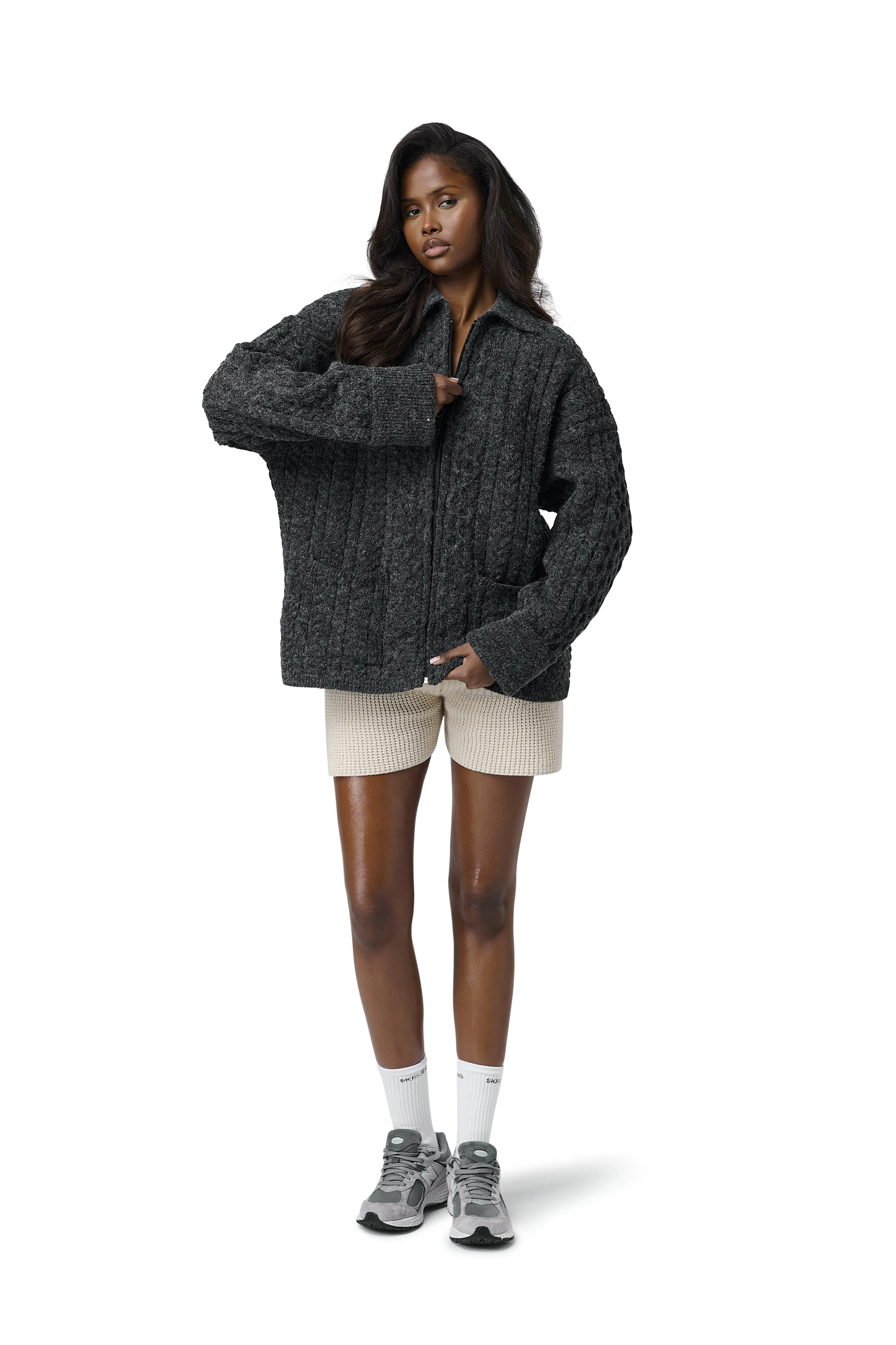 Anti Pill Technology windproof Barn Boxy Zip Knit Jacket