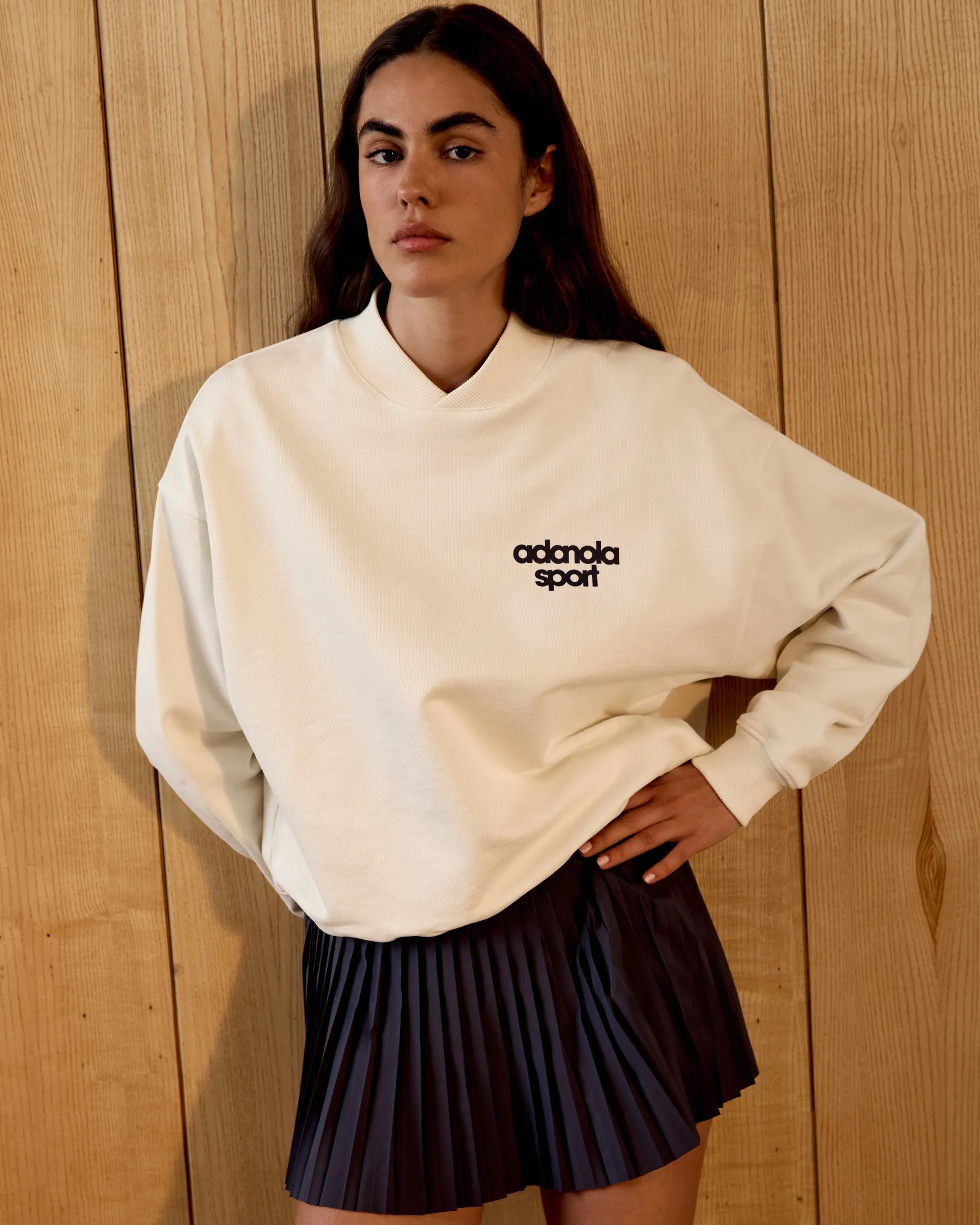 AS Bold High Neck Relaxed Sweatshirt - Marshmallow White/Navy Blue Simple Fashion High-quality