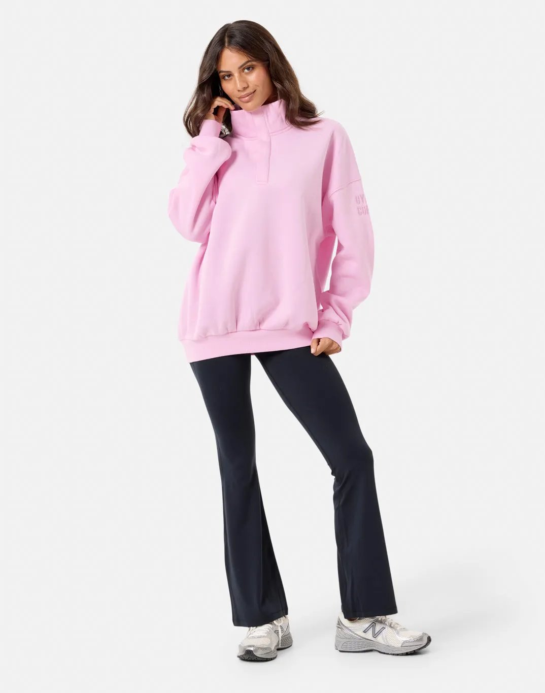 Buttoned Snap Collar Sierra Sweatshirt in Baby Pink