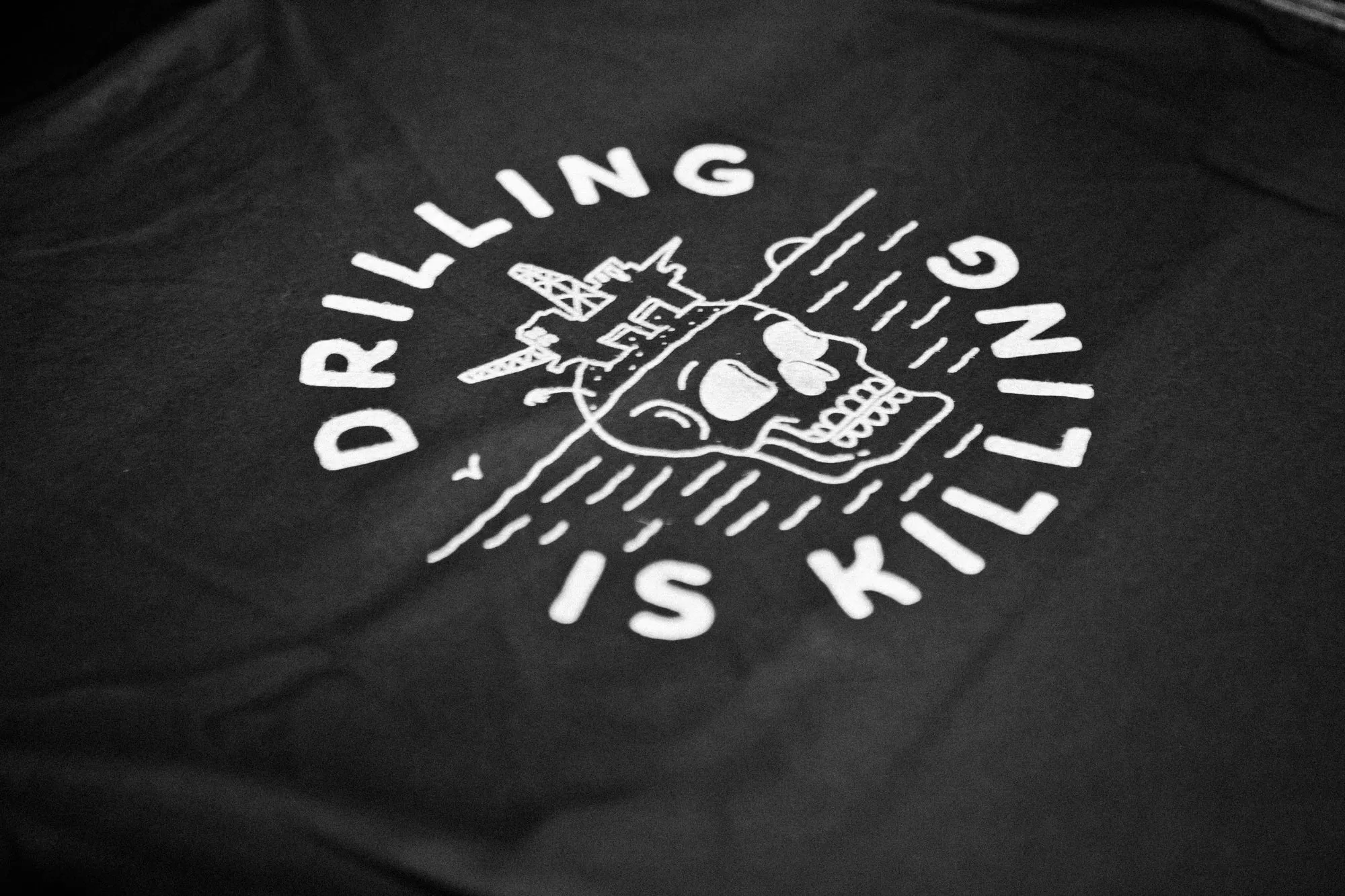#DrillingIsKilling Tee Quick Fit Wear hypoallergenic material