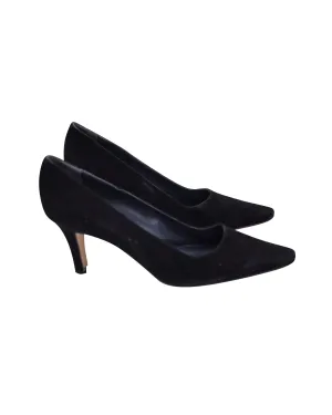 Feminine Touch Bridal Pumps Manolo Blahnik Pointed-Toe Pumps in Black Suede