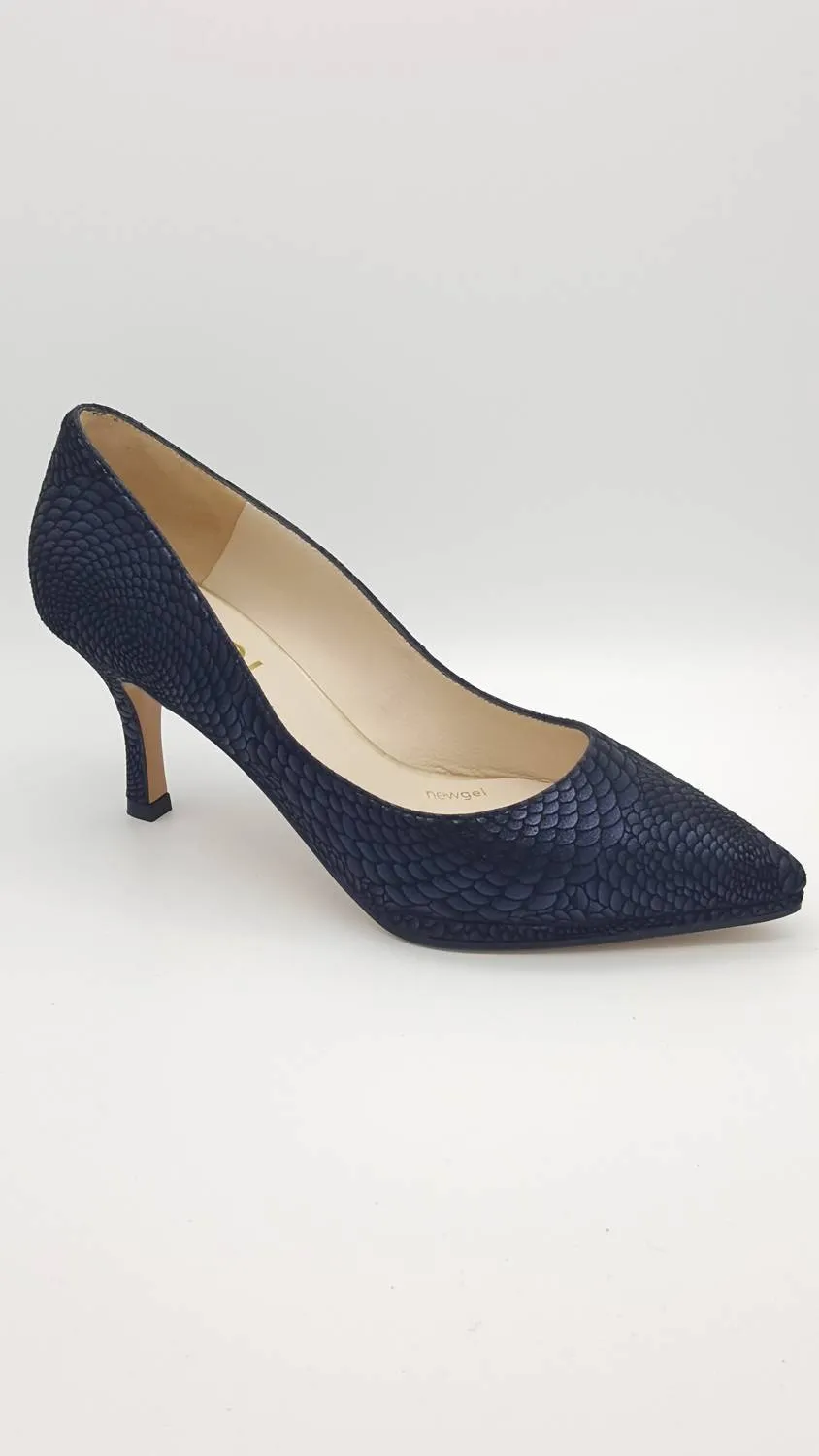 Comfortable Footbed Luxe Evening Heels Evita Pumps In Navy