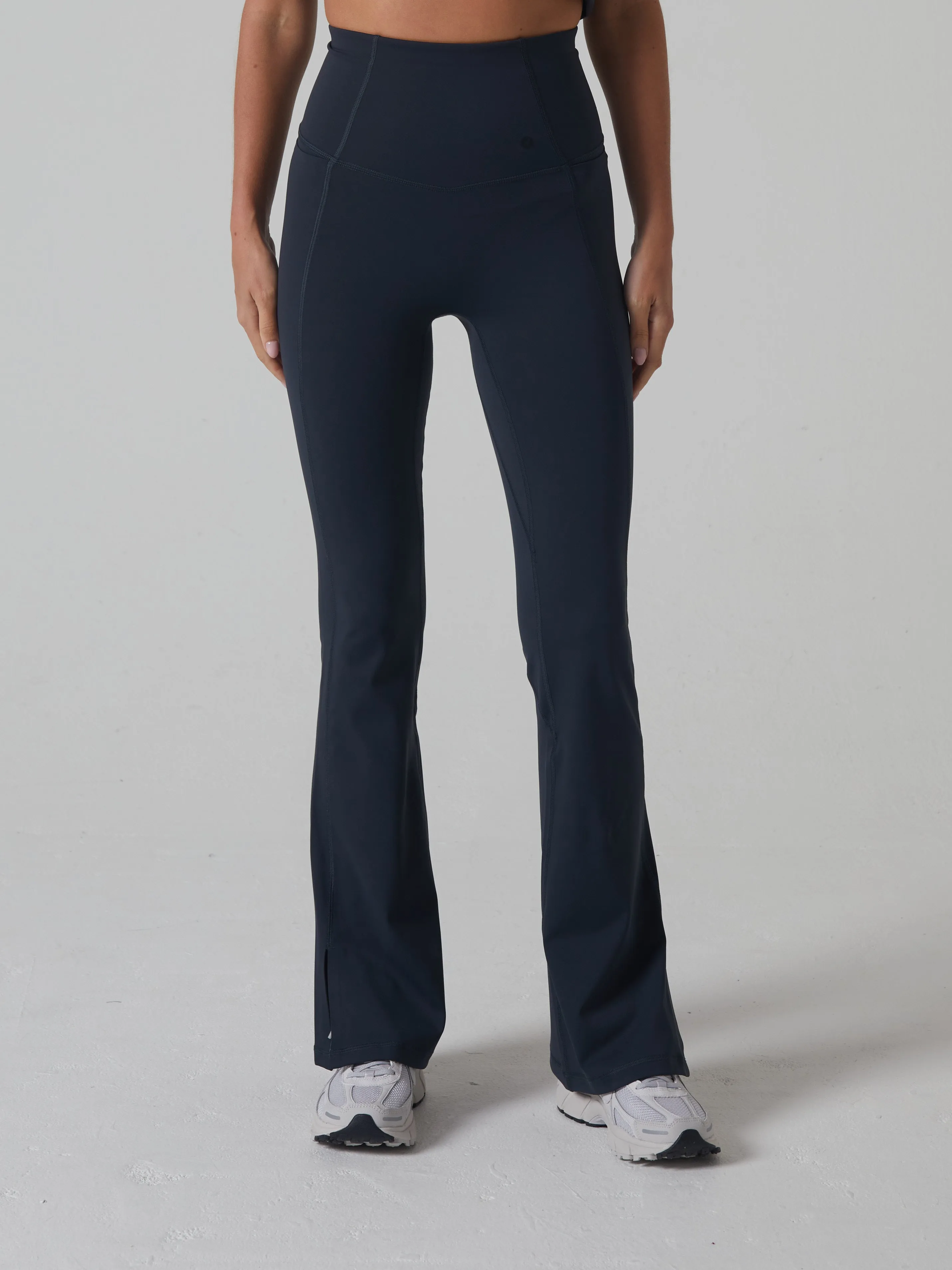 Frida Ultra Hr Flare Pant Deep Graphite Spanish Glow Athletic Hoodie