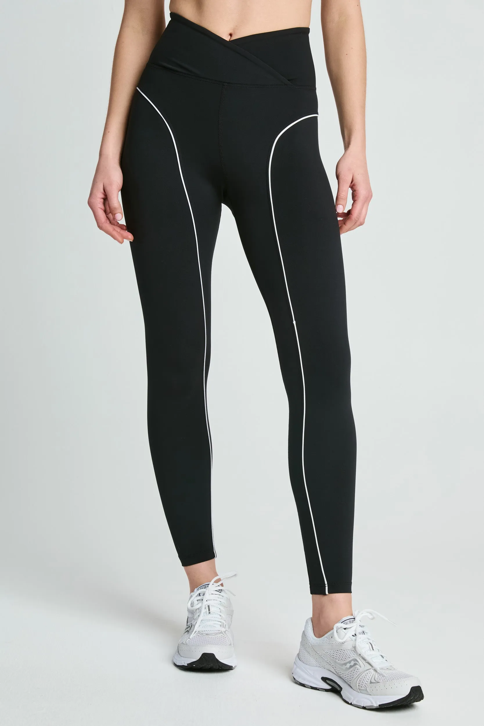 Recycled Halftime Legging Perfect For Running Four Way Morning Jog
