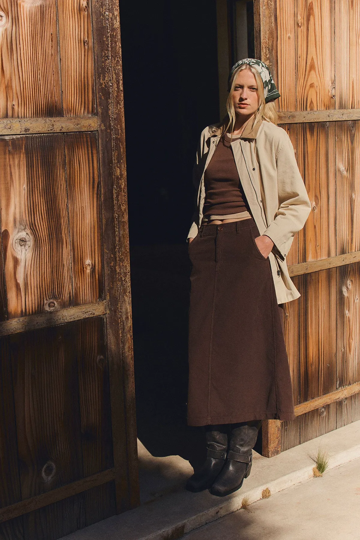 Fashion Tones Smooth Feel FIA CORDUROY SKIRT