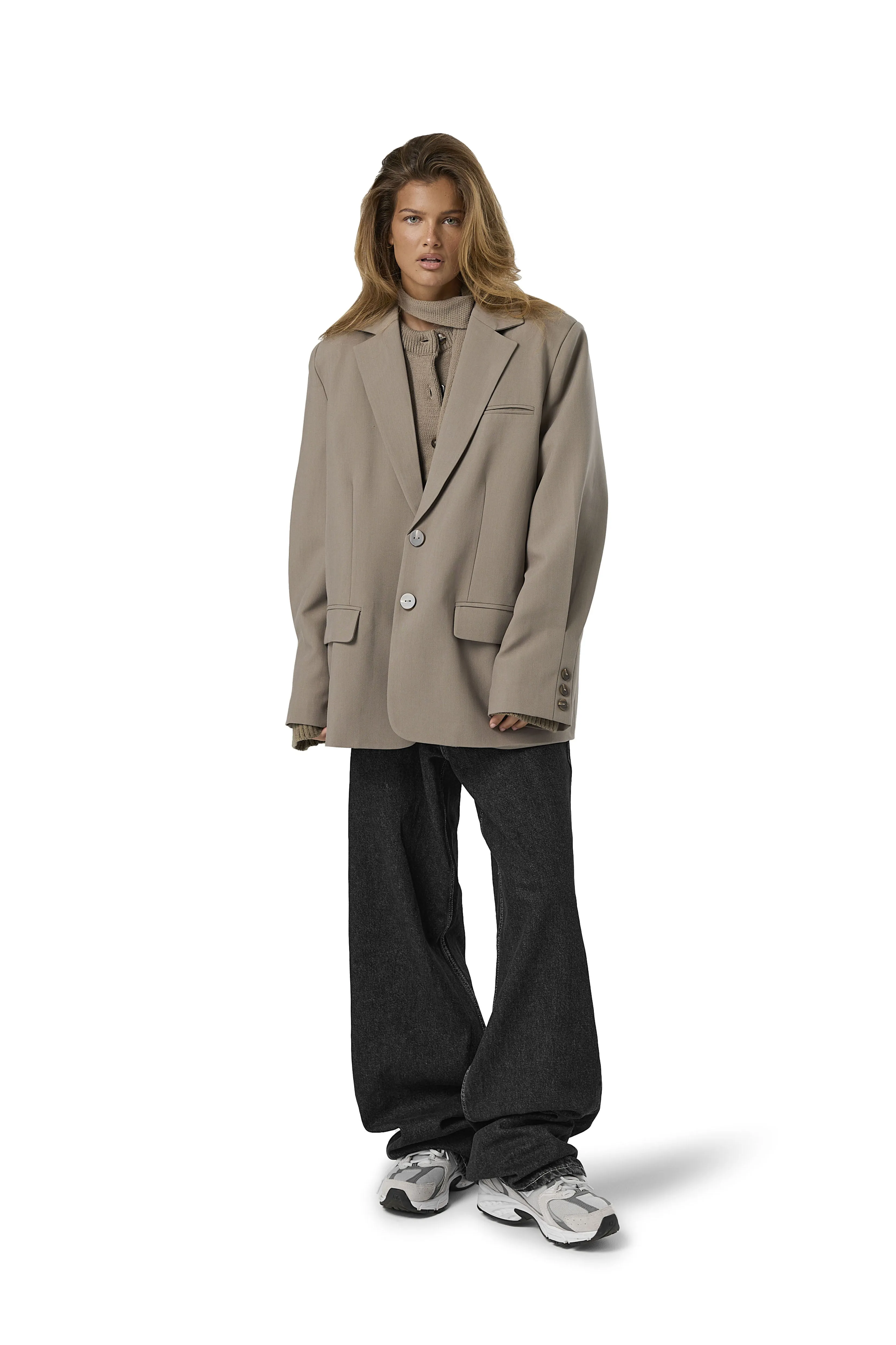 Fifth Blazer in Beige Roll up sleeves Calm Day Fit