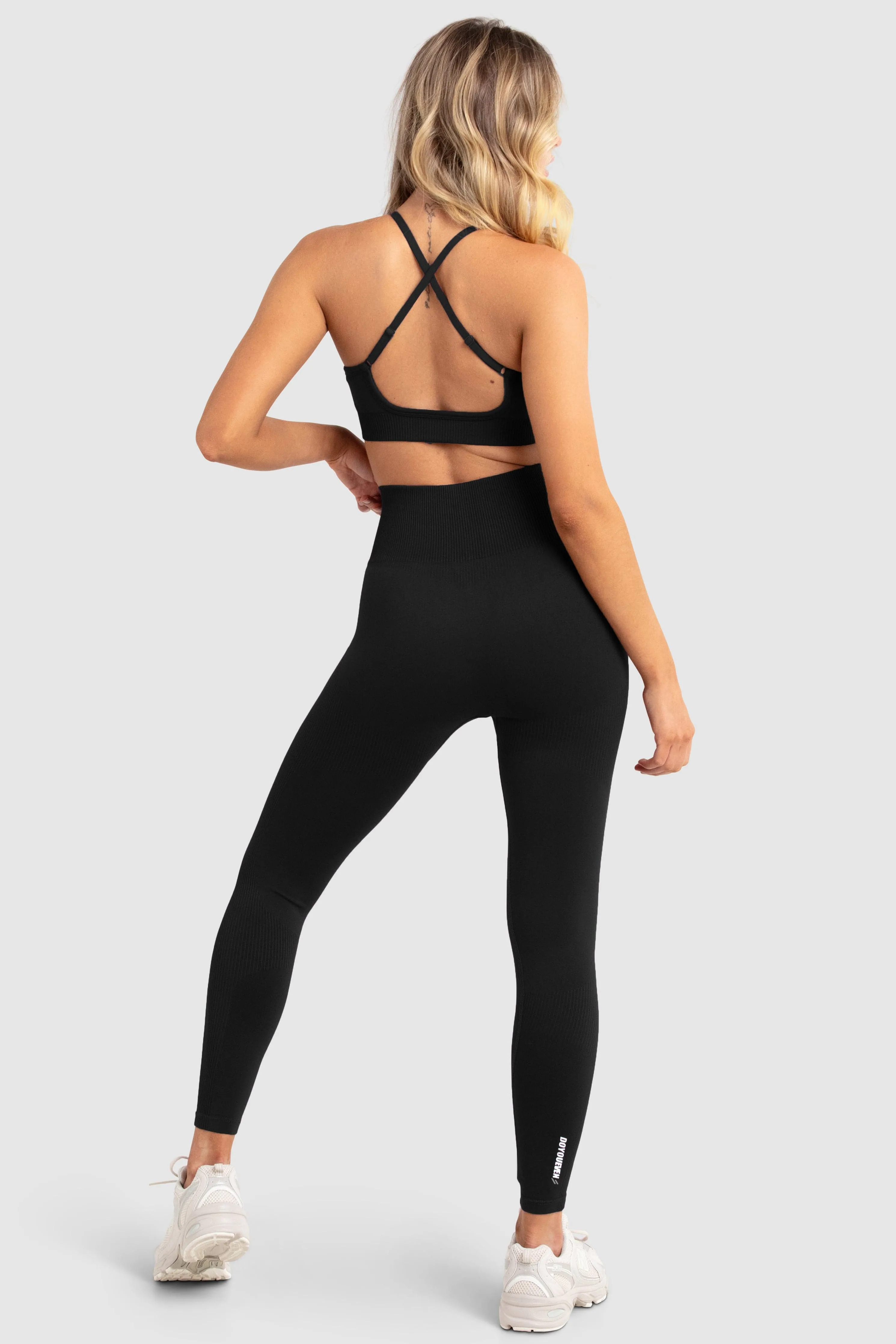 Impact Seamless Leggings - Jet Black Stretch Fit Beginner Level