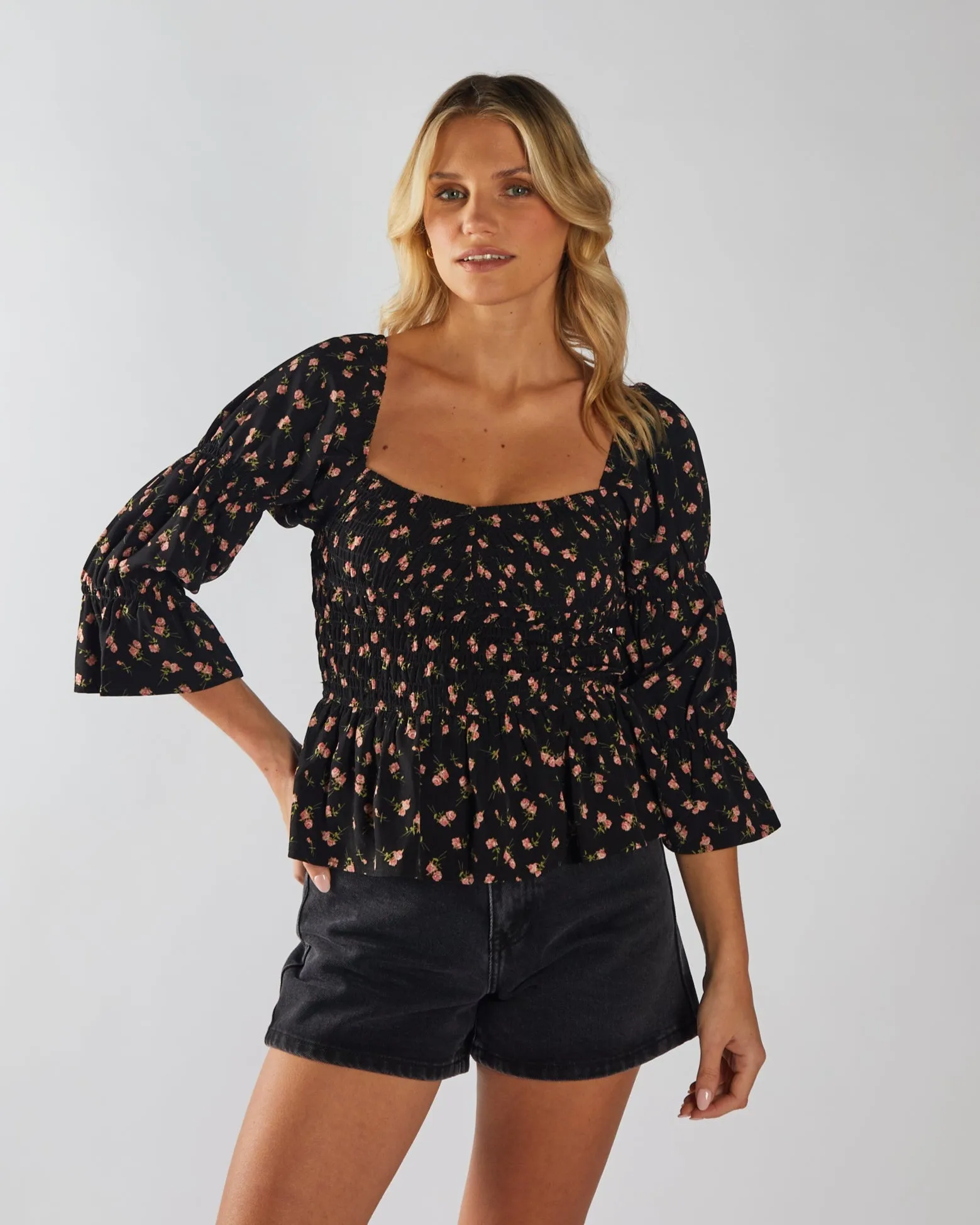 Floris Top Black Cozy clothing