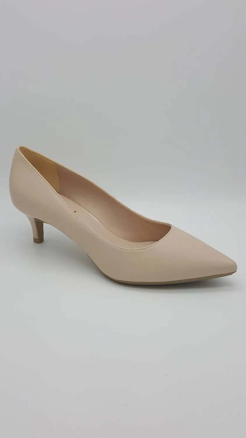 Elegant Booties Women's Clara Pump Heels In Beige