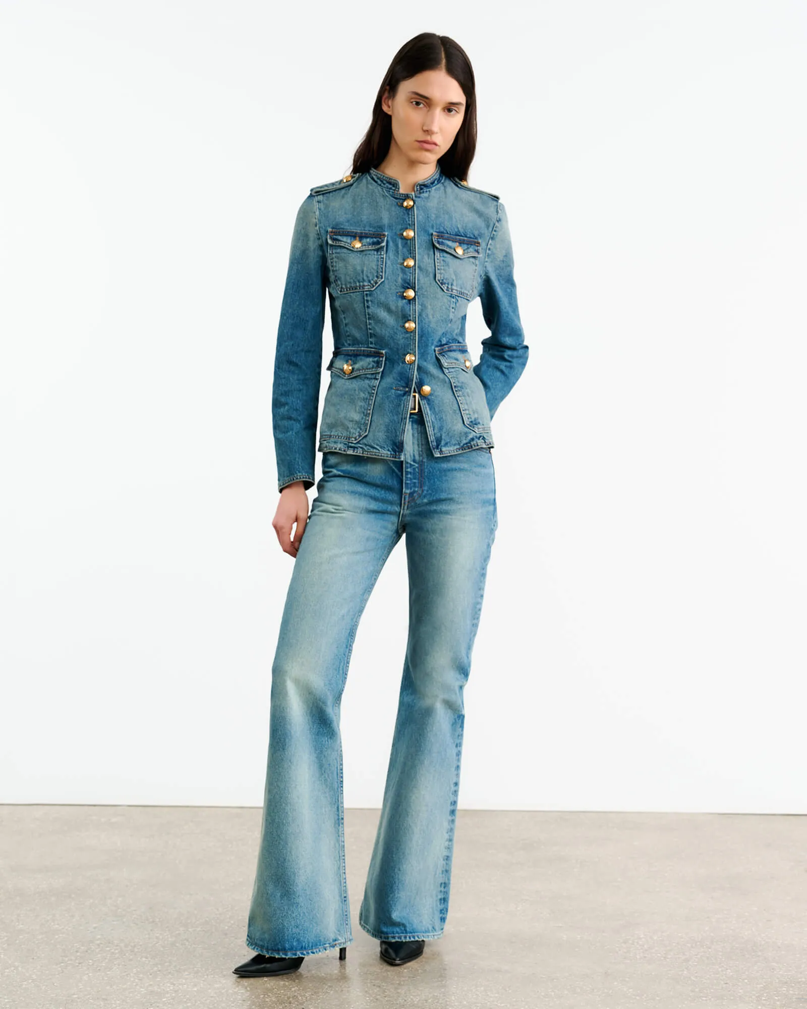 Non Restrictive Silhouette WaterRepellentFabric GERALDINE DENIM JACKET