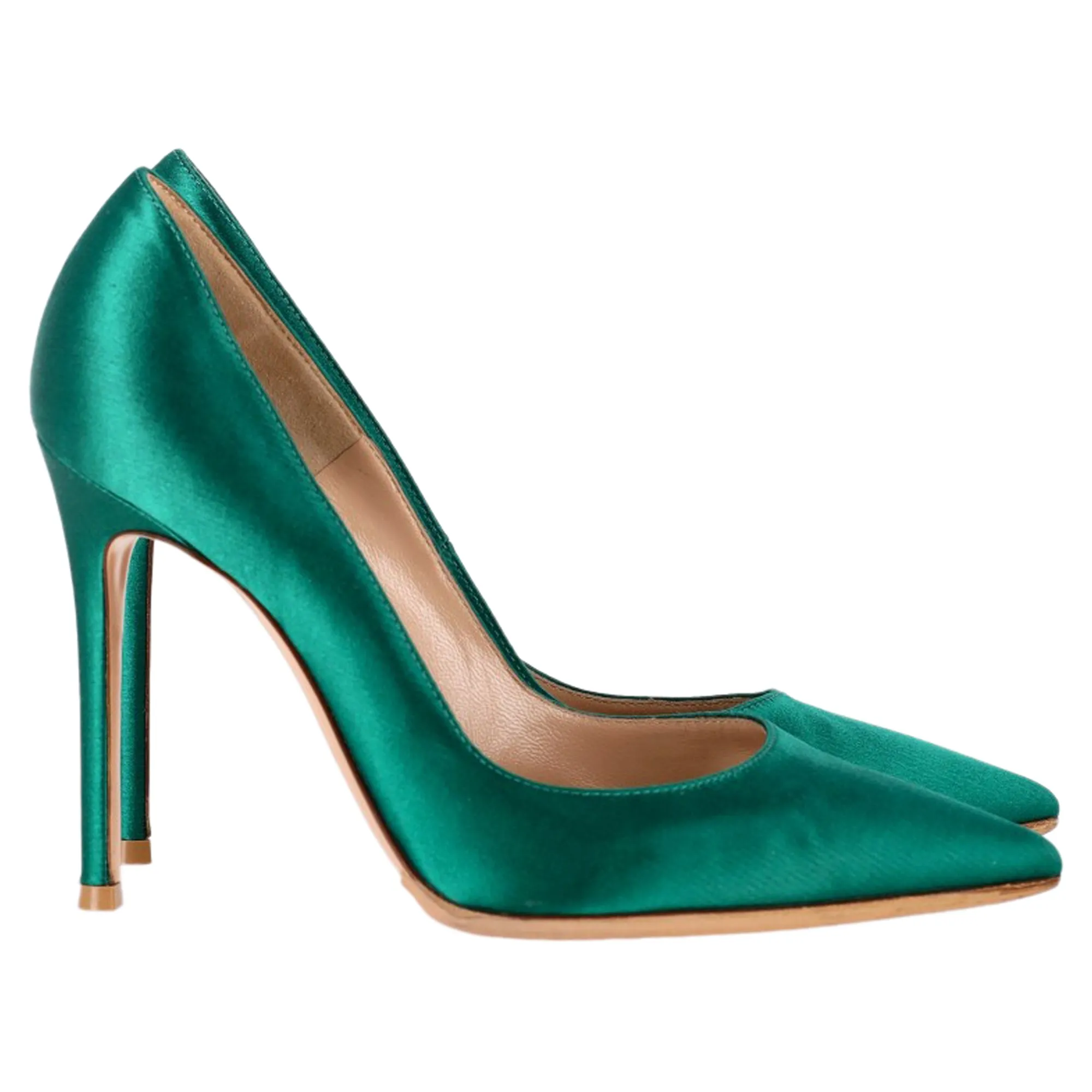 Padded Tongue Wide toe box Gianvito Rossi Gianvito Pointed Pumps in Green Satin