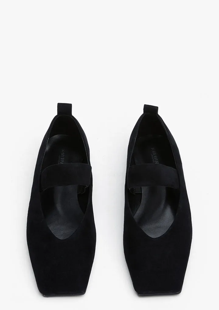 Hawaii Black Suede Arch Care Chic Flats