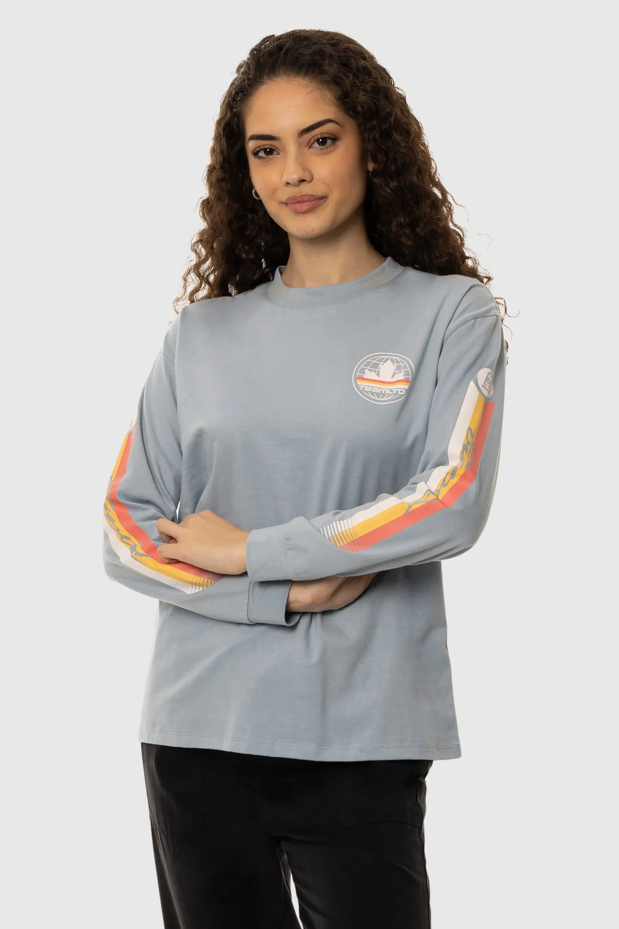Versatile Wear Urban Look Canuck Long Sleeve
