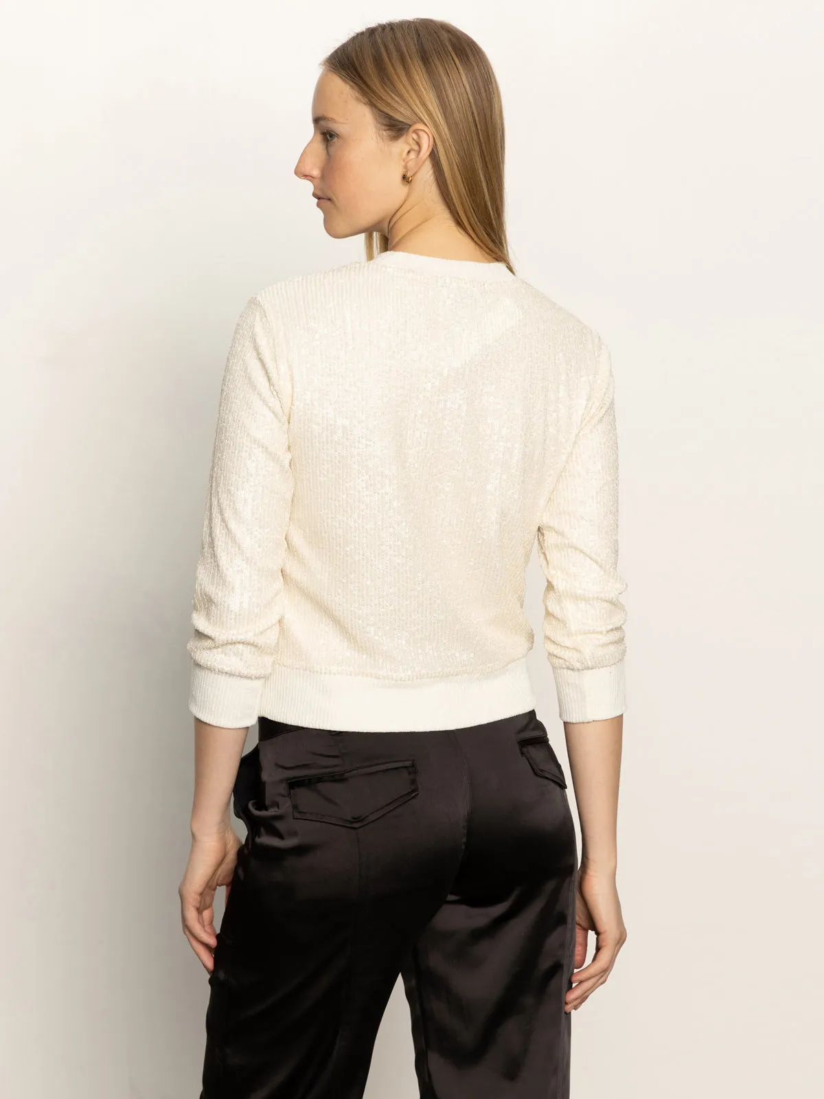 Relaxed Sparkle Popover Chalk Button Down Fashion-Forward Fit