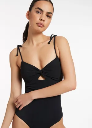 Tumble Resistant Trim Relaxing Holiday Jetset Twist Front One Piece - Black