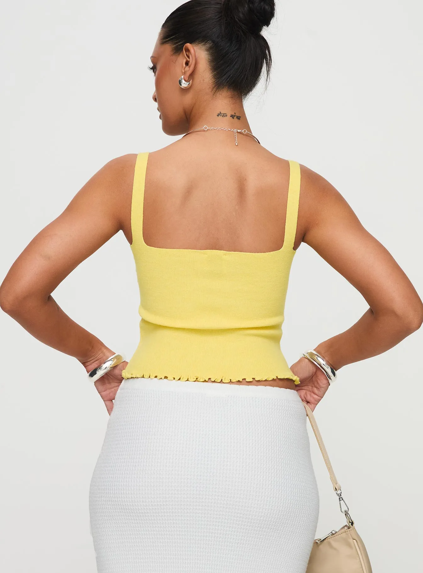 Dalma Twist Top Yellow Motion Enhanced