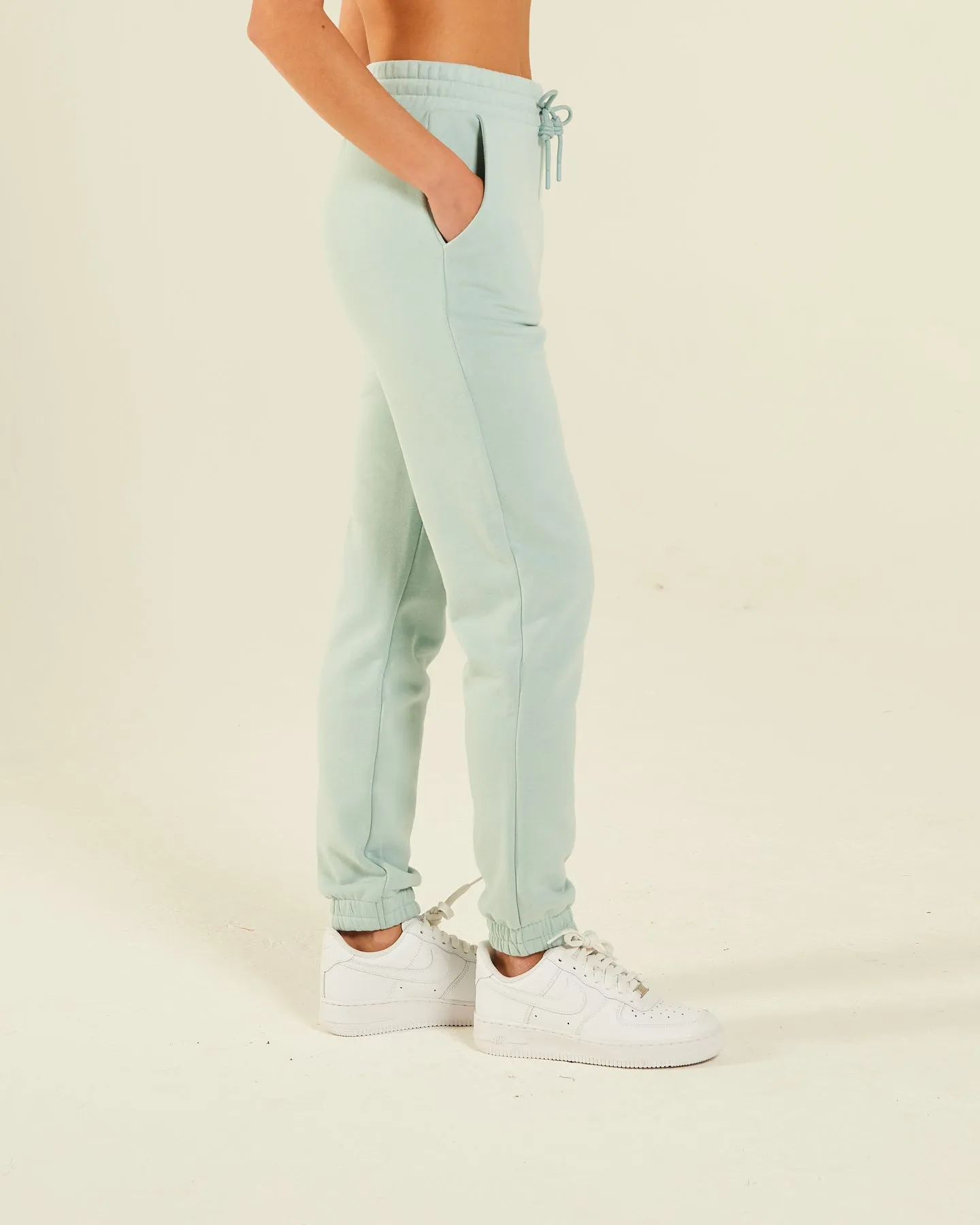 Graceful Design Legacy Jogger Duck Egg