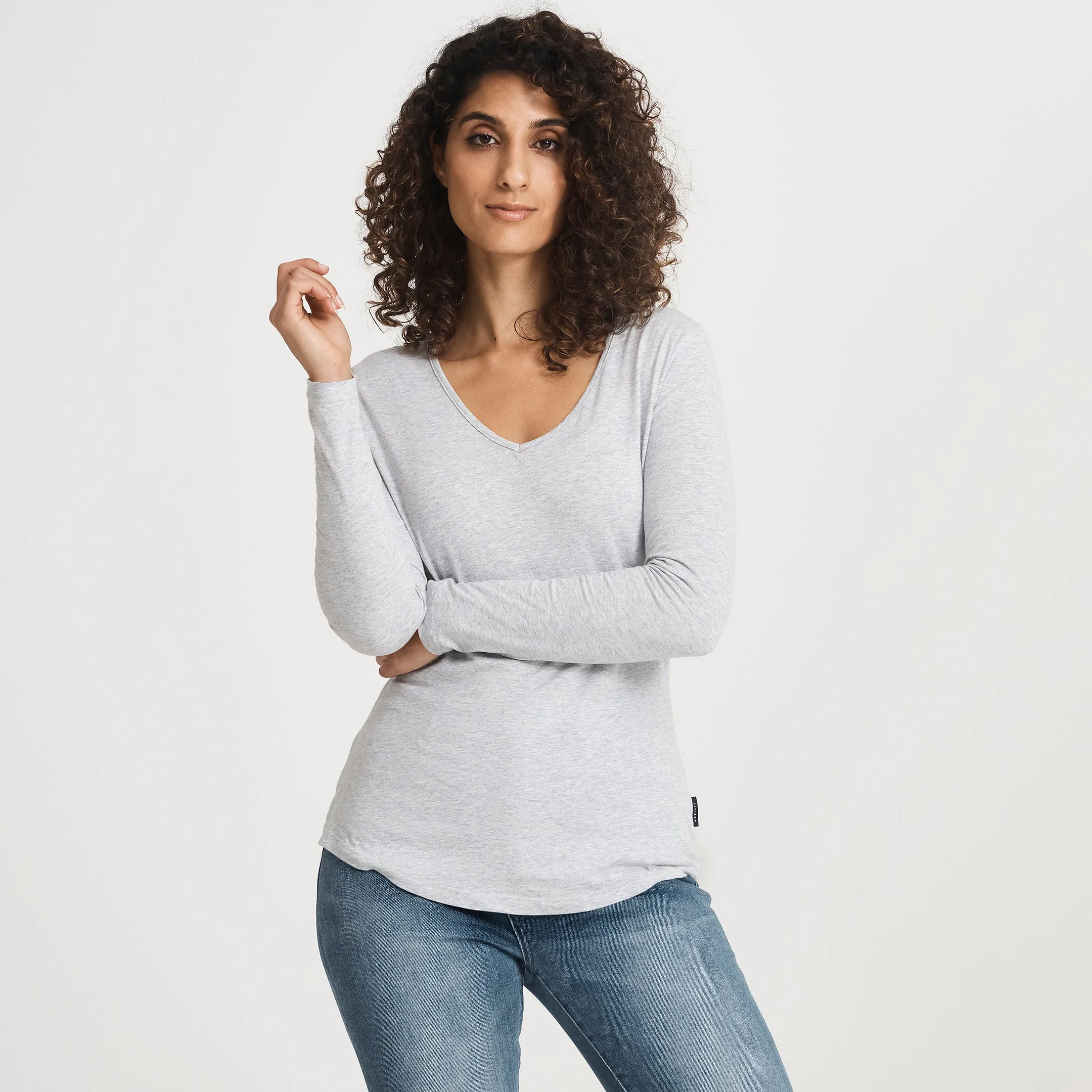 Flexible Cuff Design Holiday Style Cotton LS V-Neck Tee