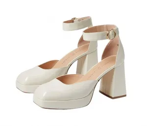 Holiday Fashion Heels Stable base Women's Oaklen Platform Pump In Cream