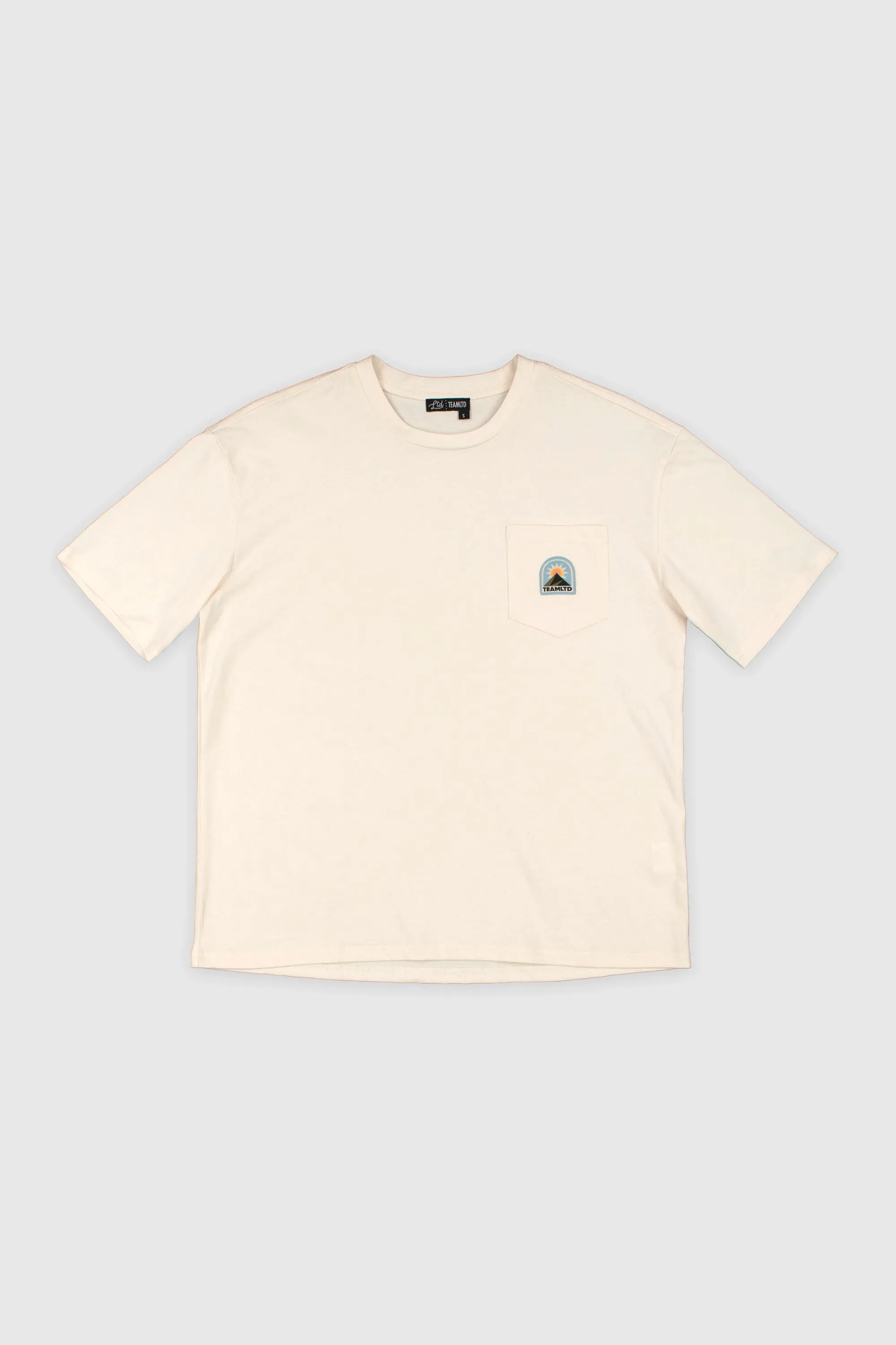 Ladies Horizon Pocket Tee NoSideSeams Bold Look