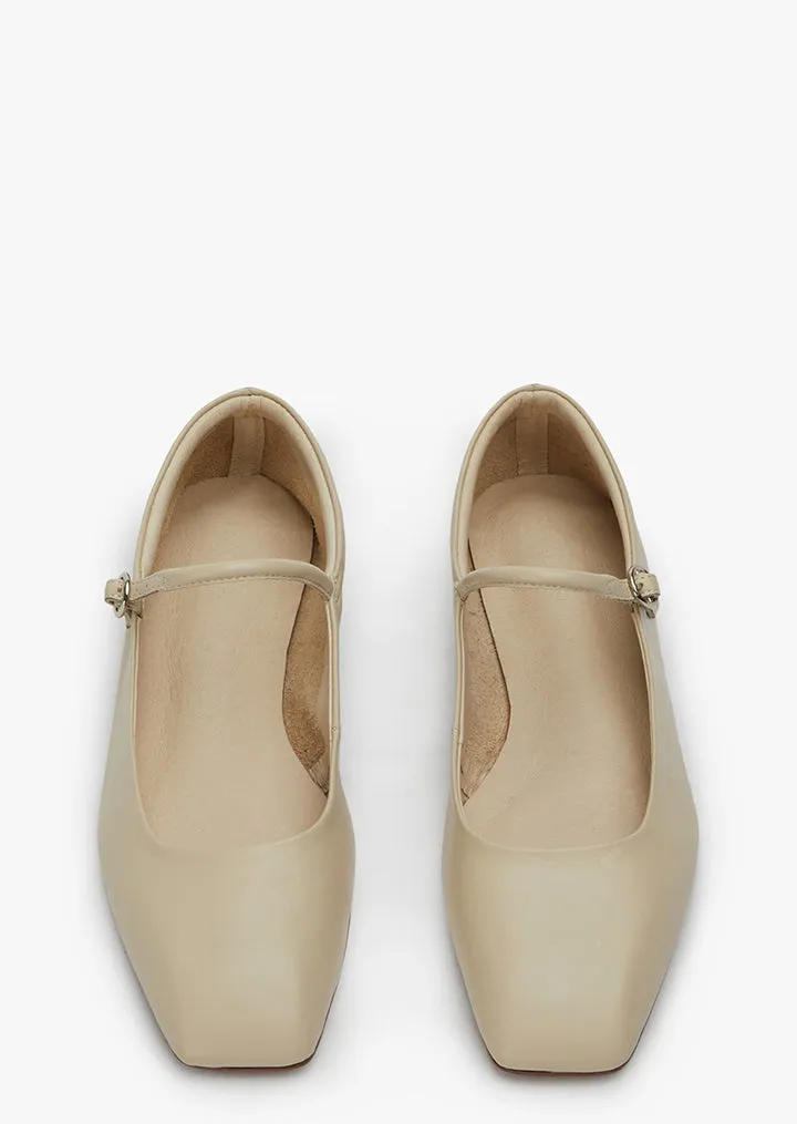 Bambi Vanilla Venice Workday Approved Shoes