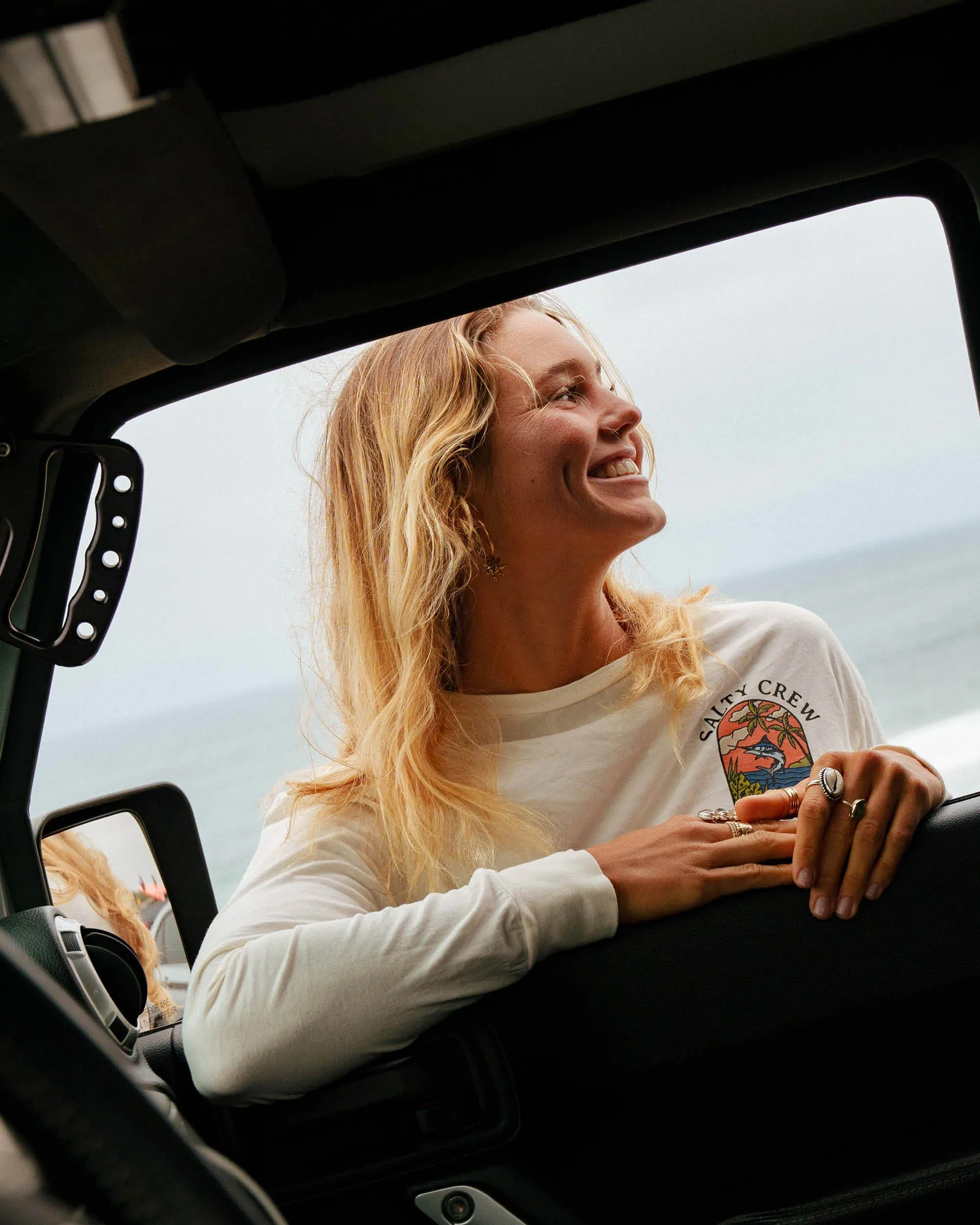 Comfy Stretch Fit Sail Away L/S Crop Tee - Off White