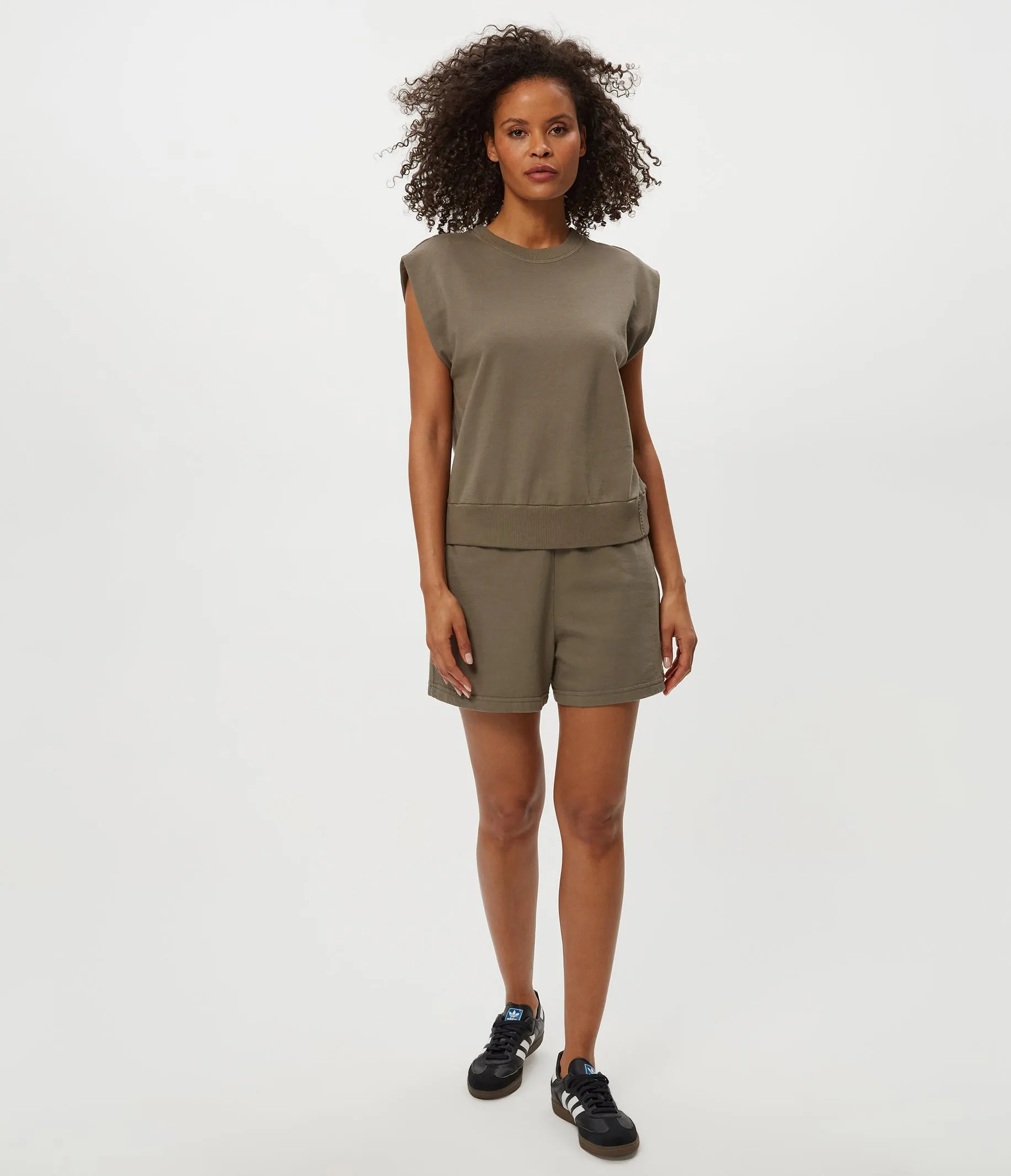 Shiloh Short Low key style At Home Fit