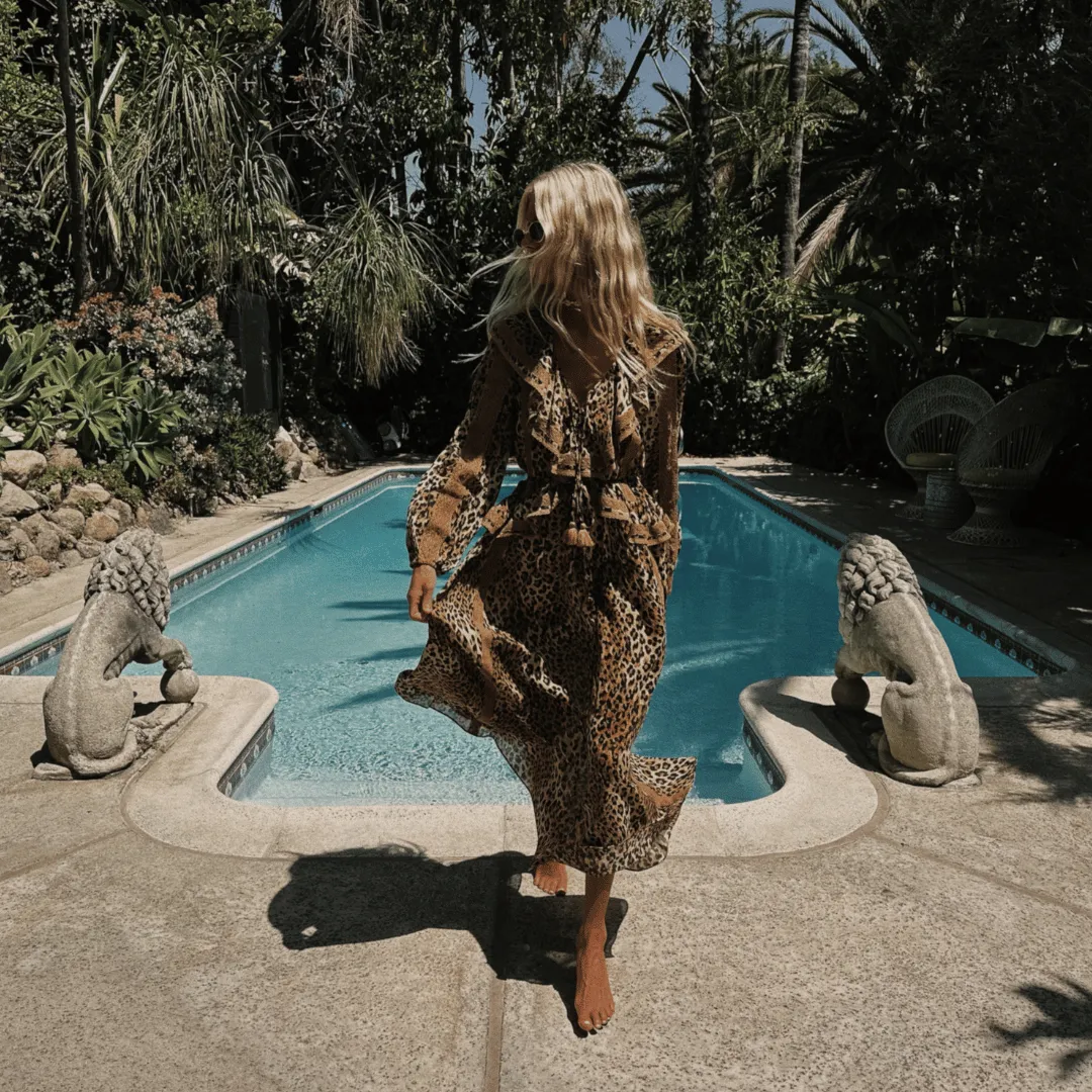 Anti-Static-Finish Samantha Lace Gown