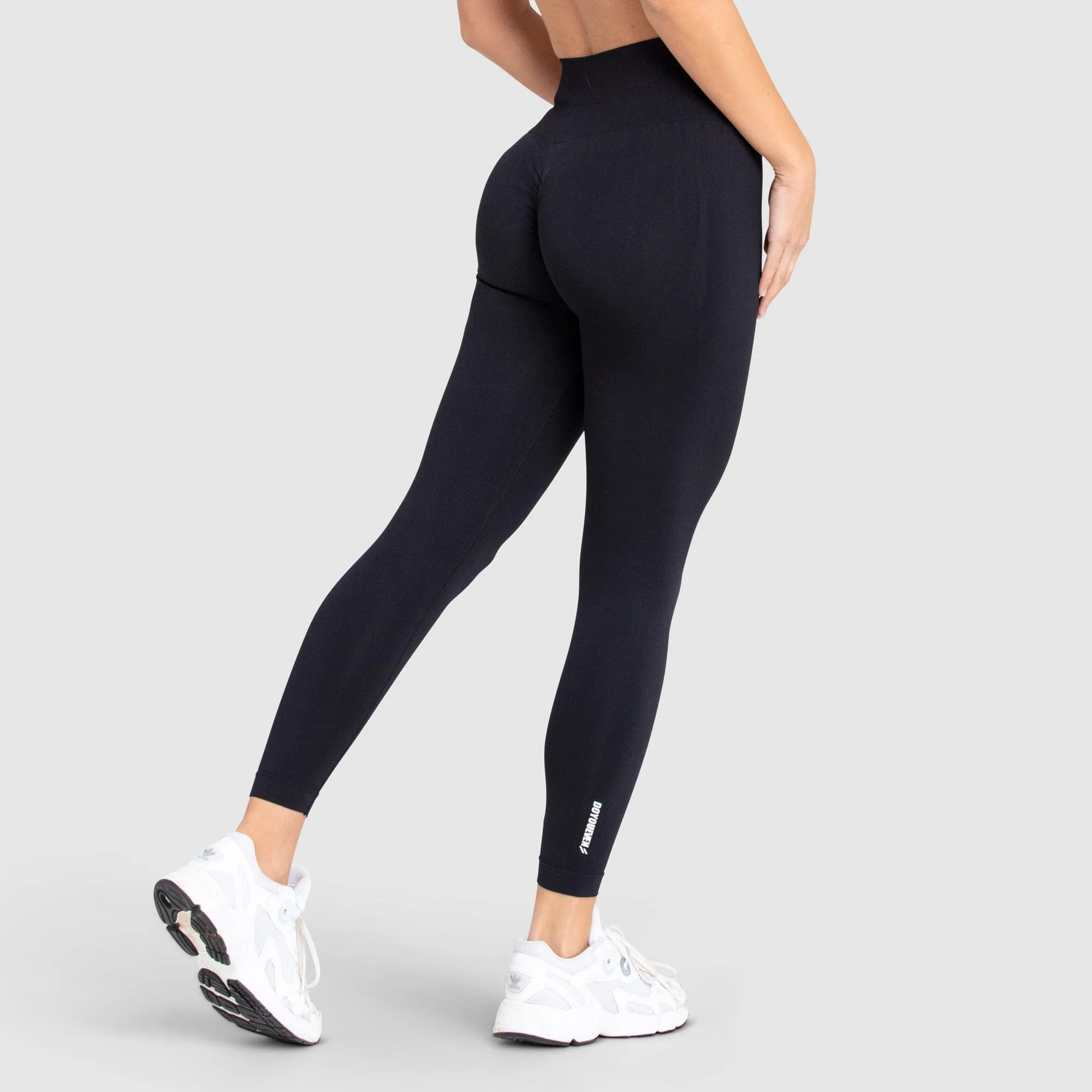 core strength Simple Line Scrunch 2 Seamless Leggings - Black