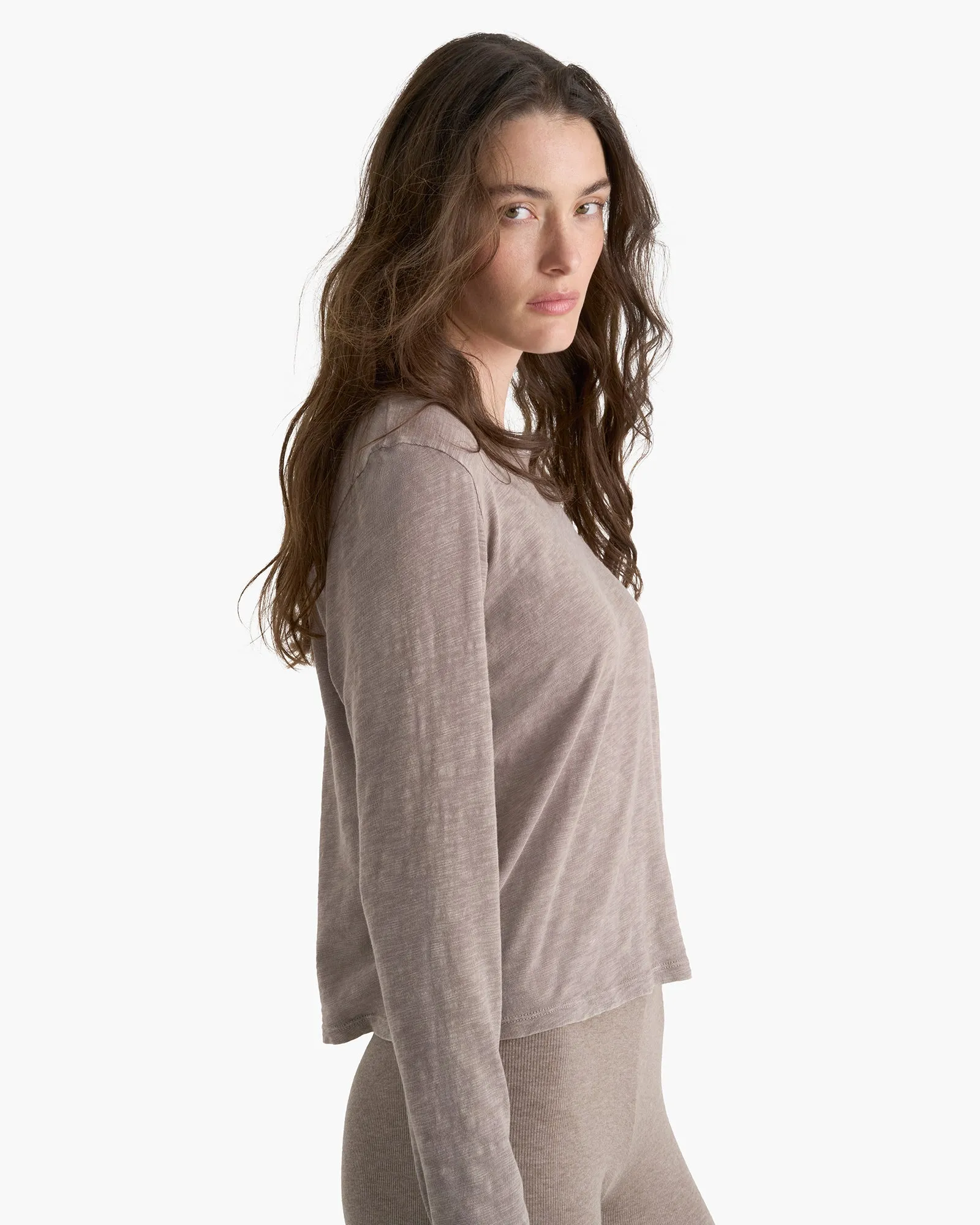 Slub Jersey Chroma Wash Long Sleeve Crew - Faded Mocha LayeringFriendly
