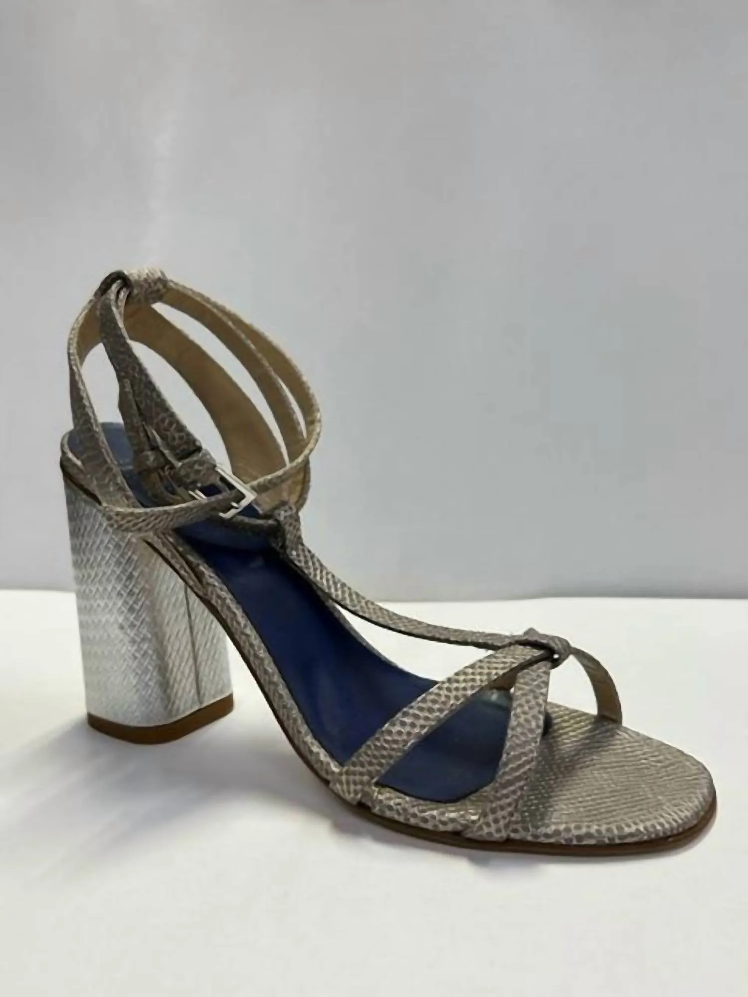 High Style Lavagna T-Strap Heels In Rame/grigio
