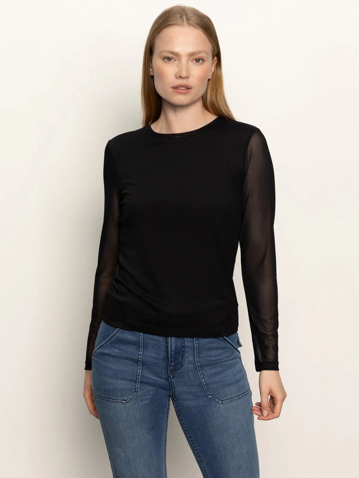 Sporty essentials Long Sleeve Perfect Mesh Tee Black