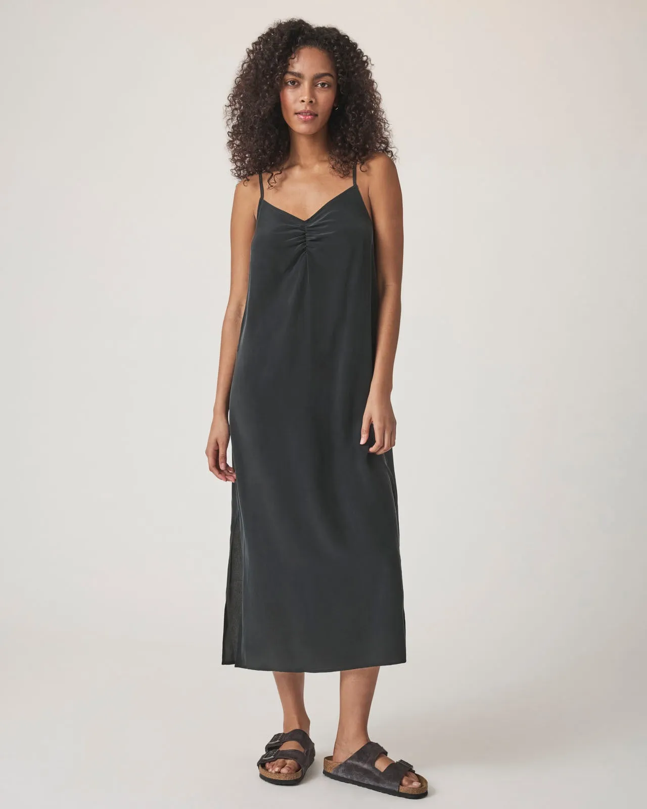 Breathable Design Classic Layers Merrick Silk Dress