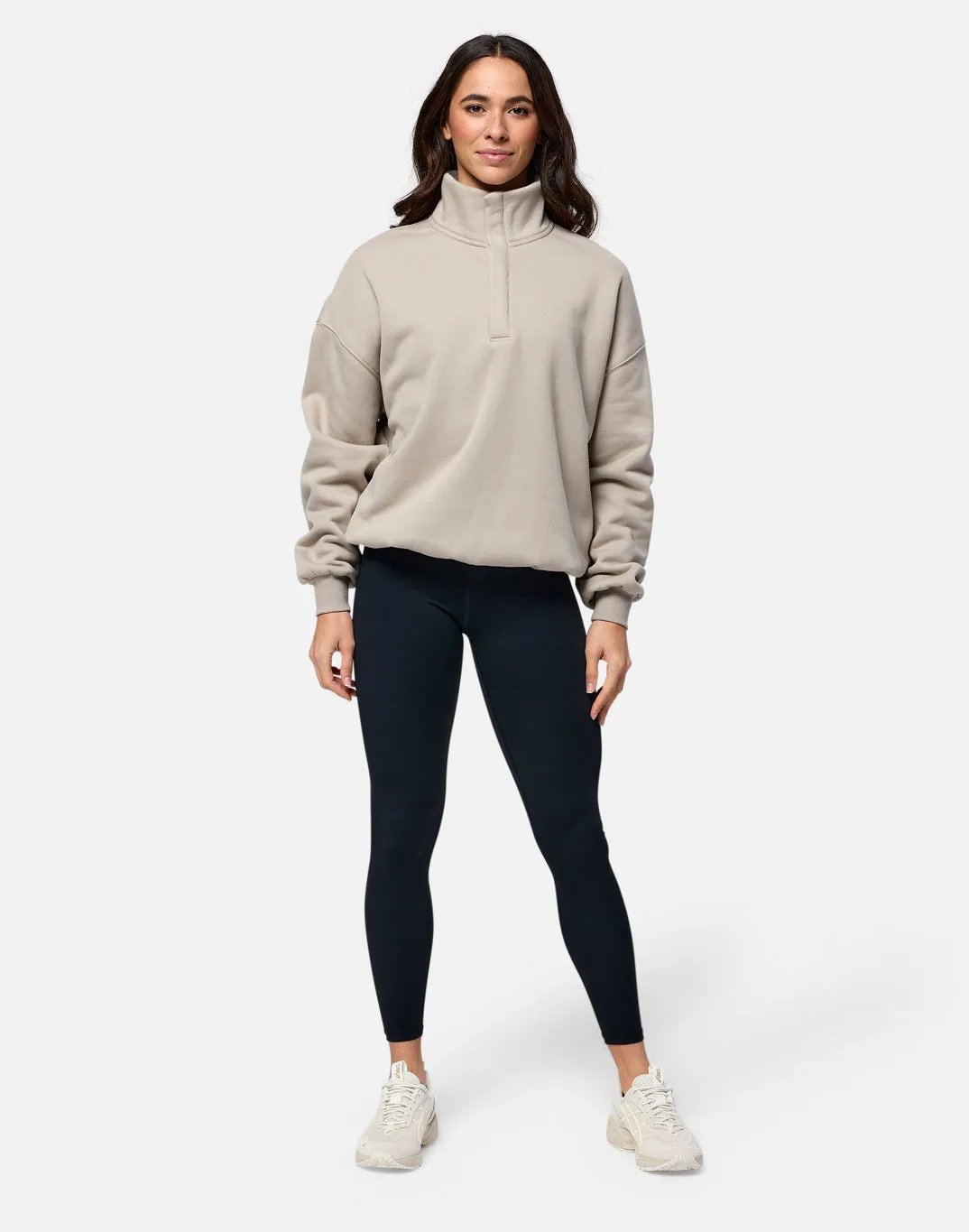 Ribbed Hem Fashion Flex Snap Collar Sierra Sweatshirt in Rich Taupe