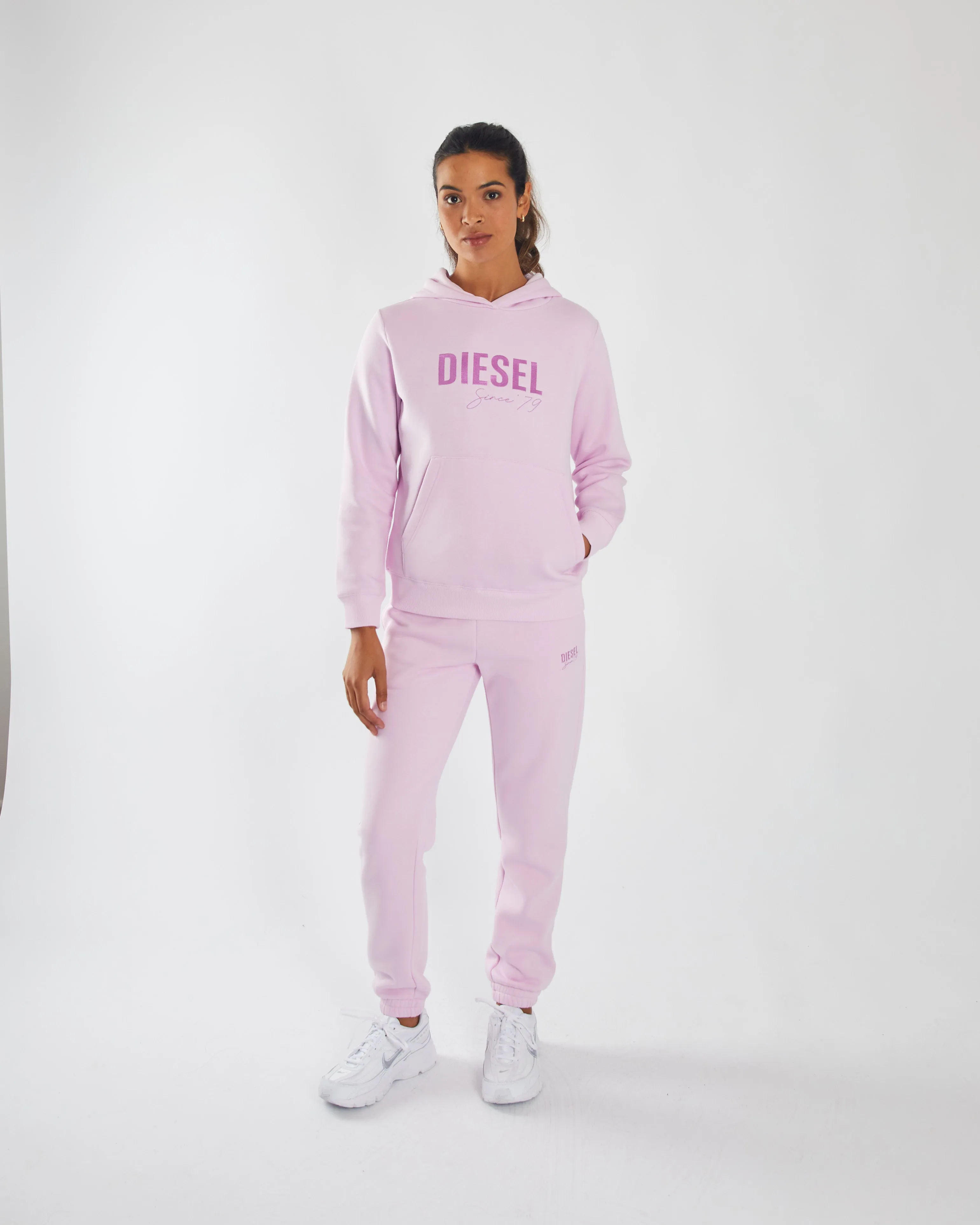 Zen Jogger Pink Quartz Placket Closure