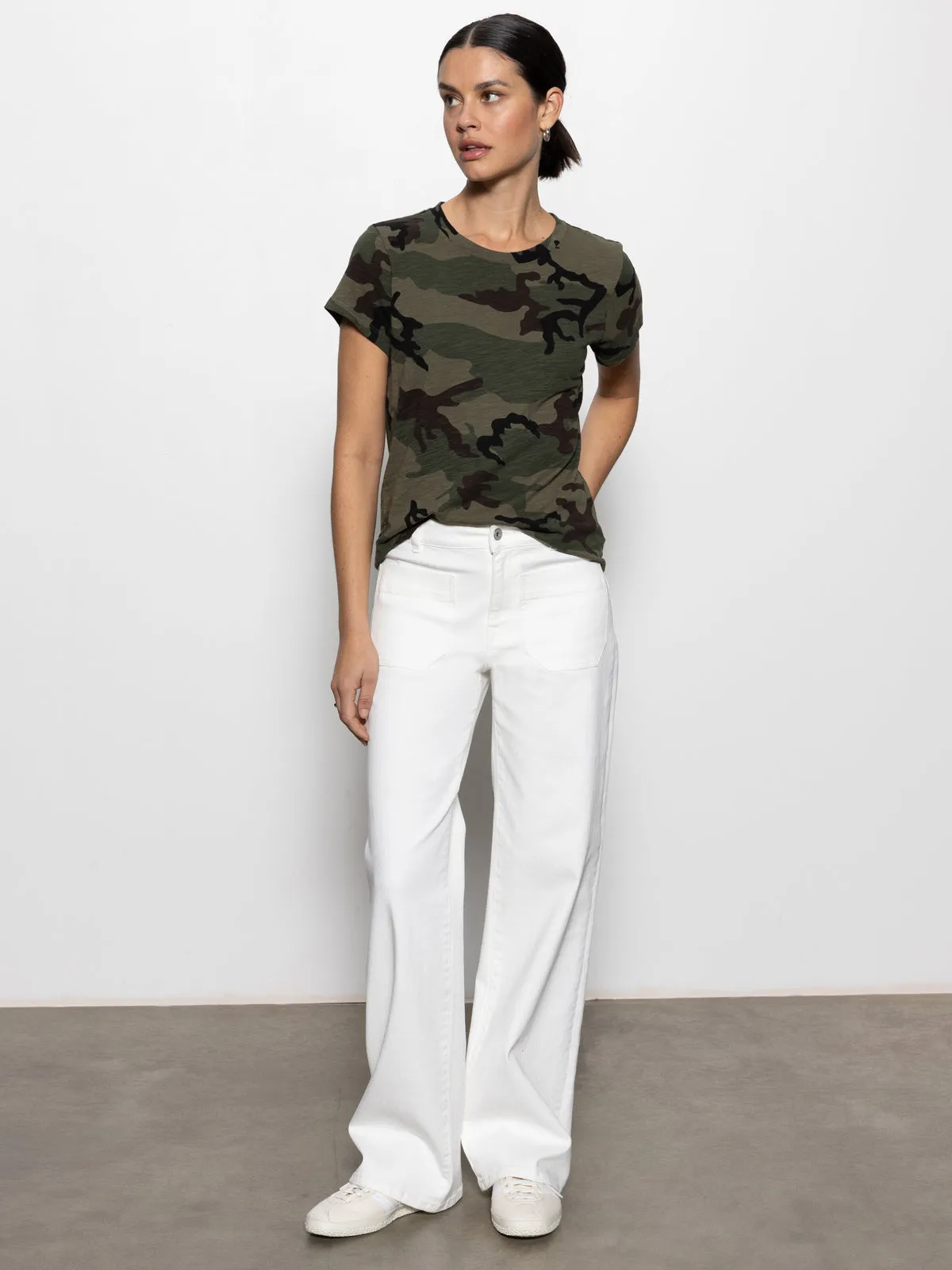 The Perfect Tee Hiker Camo Matte Look