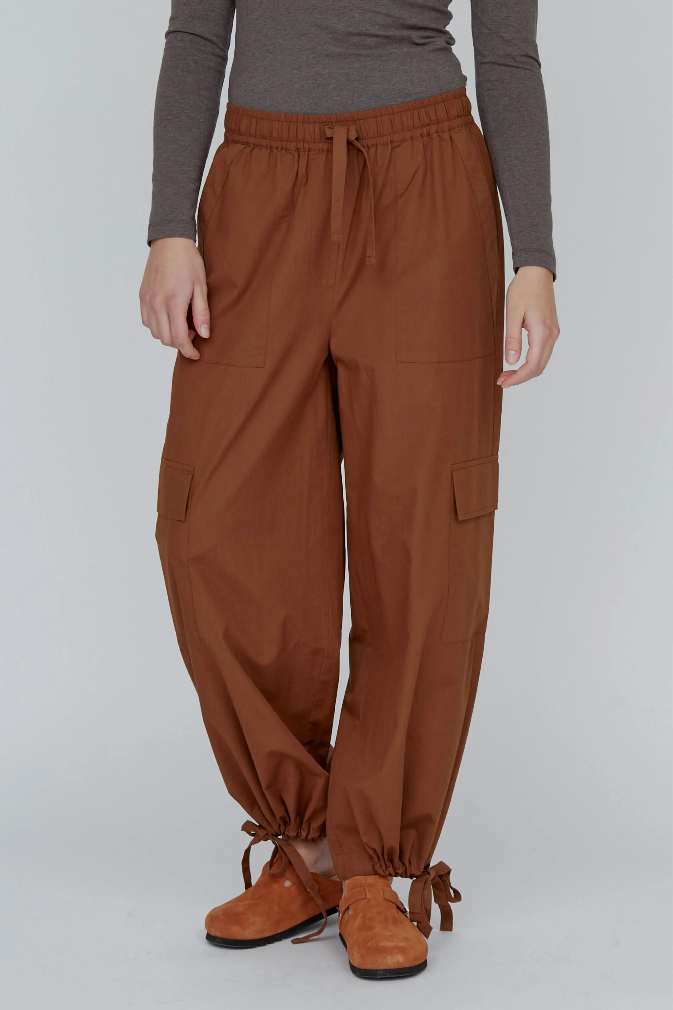 Zip-off legs Trendy Vibe Tilde Loose Cargo Pants - Emperador