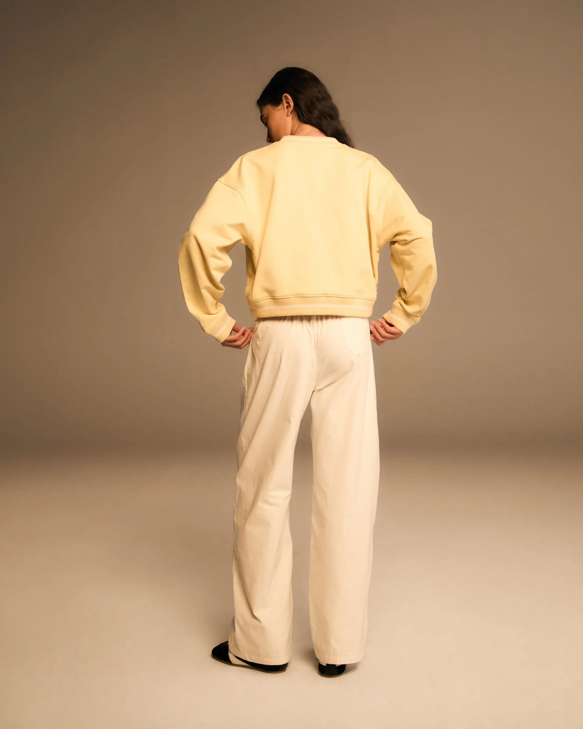 V Neck Contrast Sweatshirt - Butter Yellow/Marshmallow White Fashion Hoodie Layer Comfort