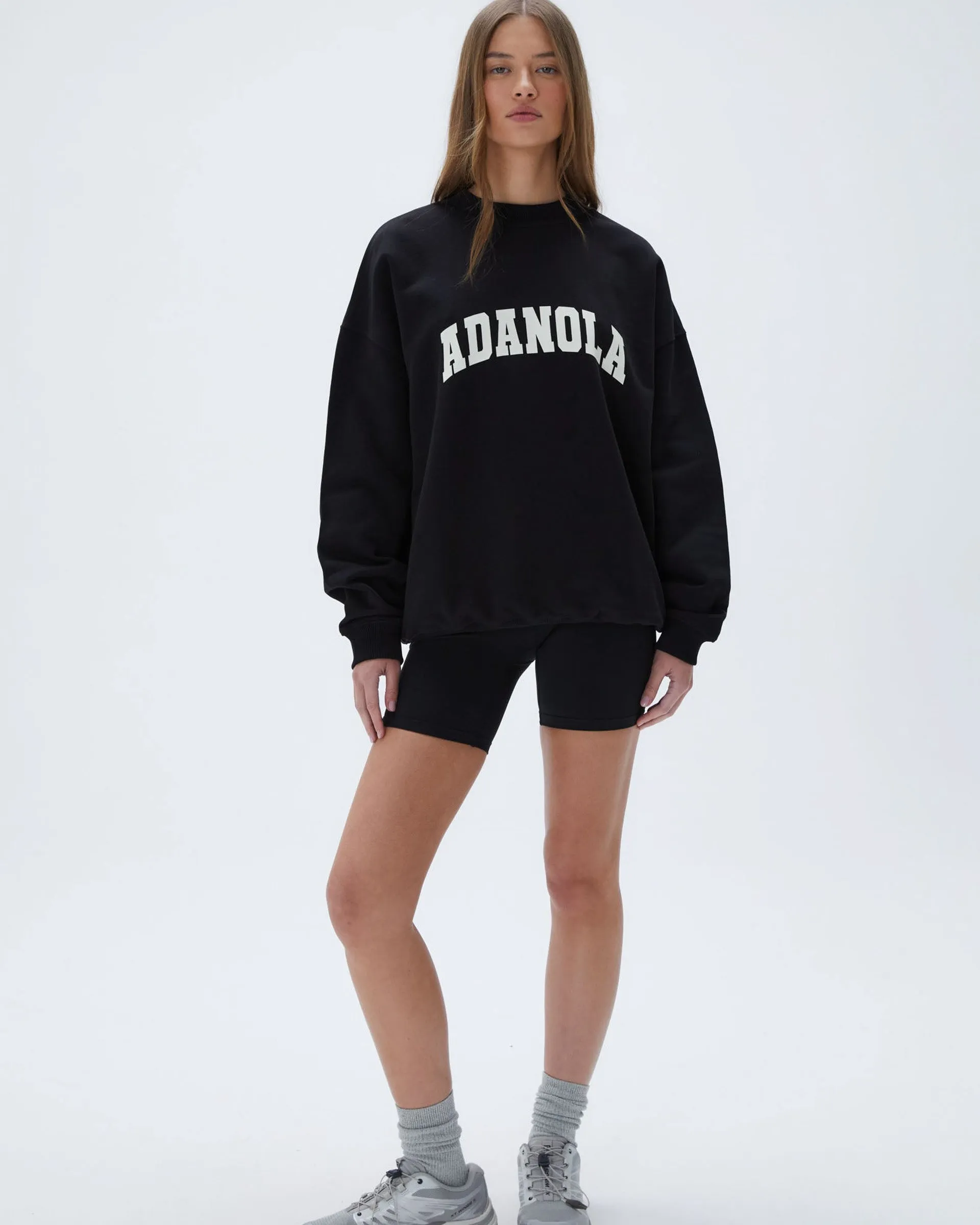 Varsity Oversized Sweatshirt - Black Warm Comfort