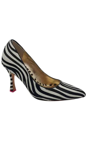 Women's Daphne Pumps In Zebra Stretchable Fabric Holiday Sandals