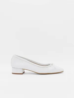 Women's Mina Pump In Cracked White Seasonal High Heels