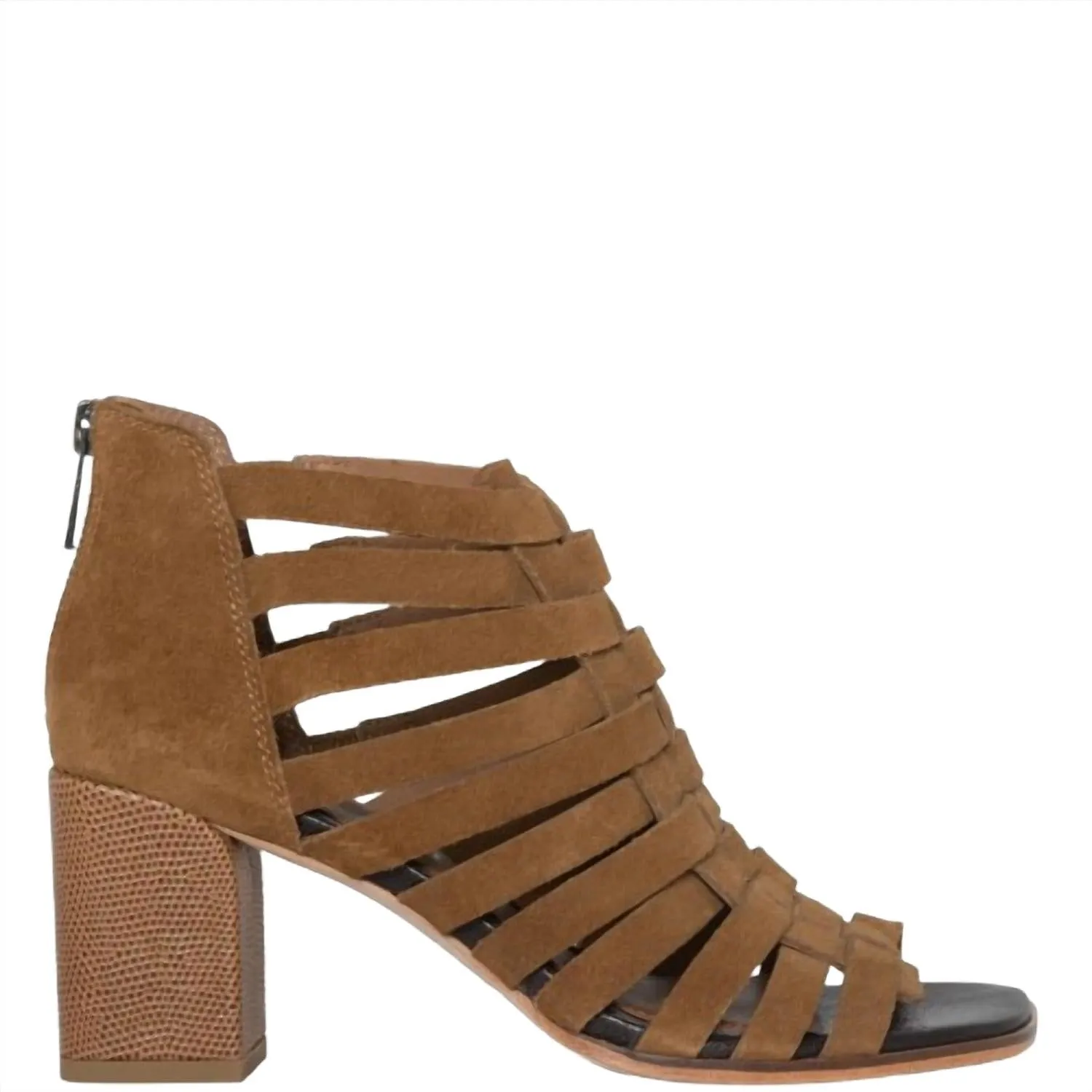 Women's Pixee Saddle Heel In Brown Trendy Sandals Classic White Heels